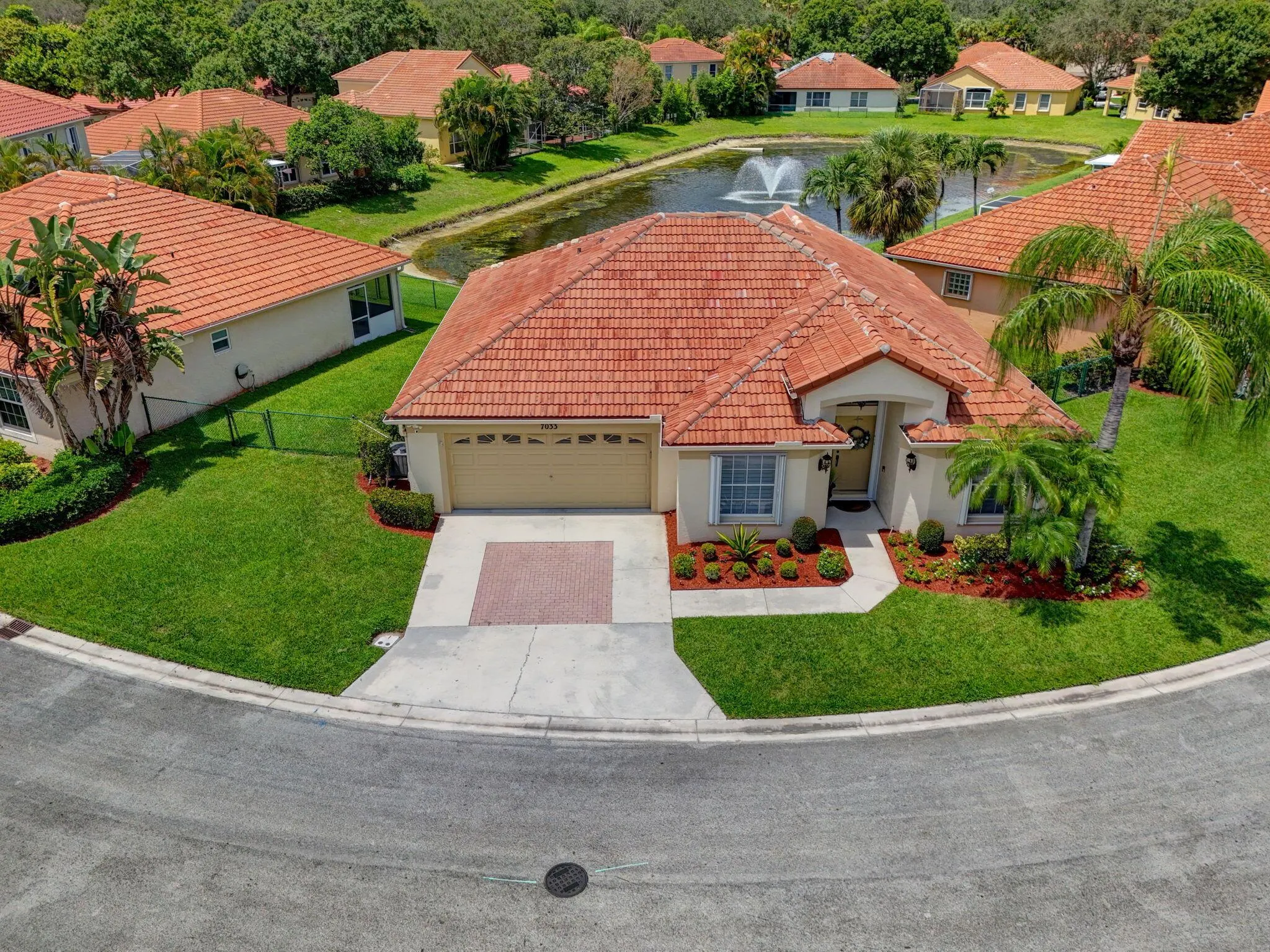 7033 Galleon Cove