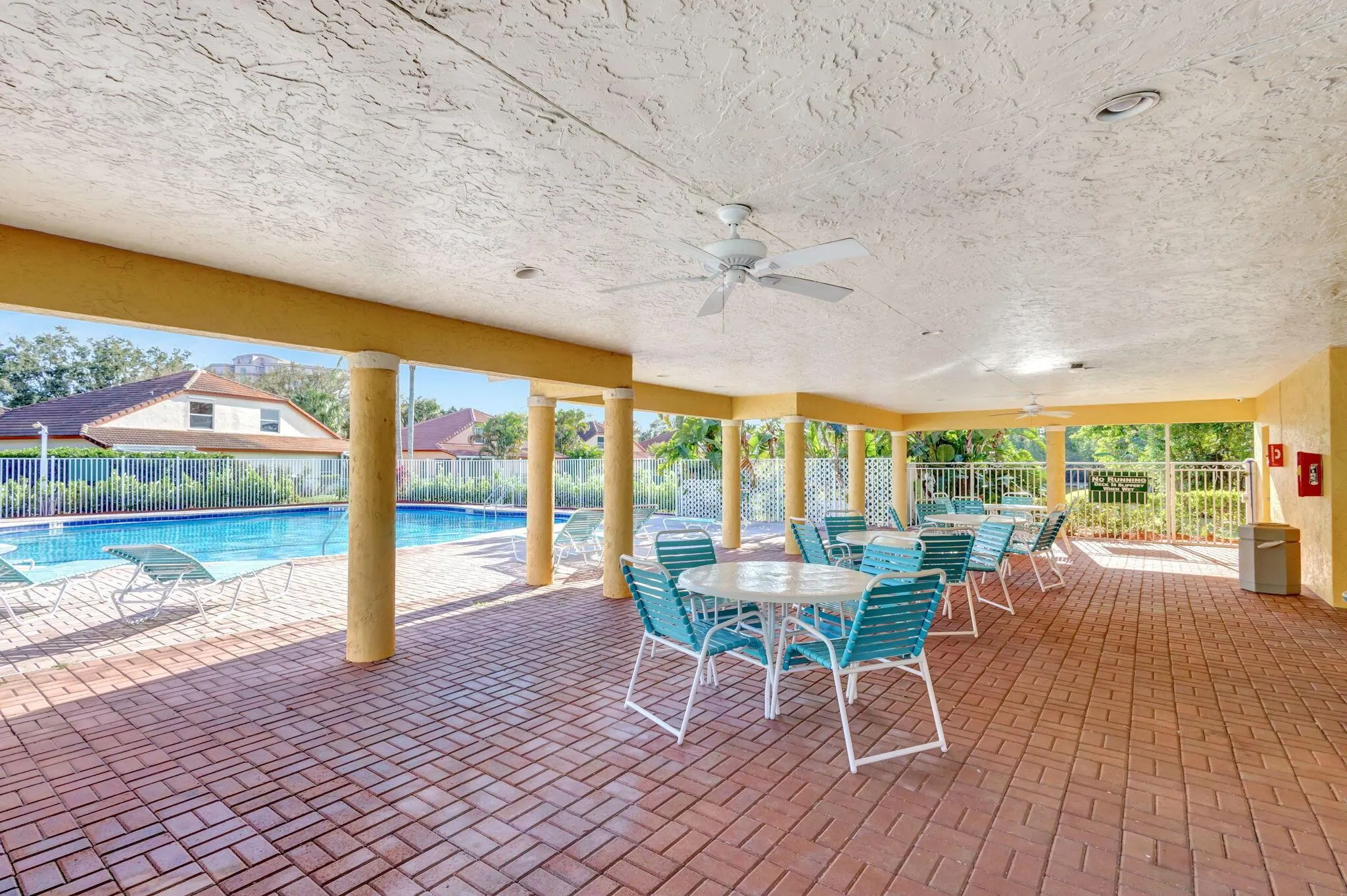 7033 Galleon Cove