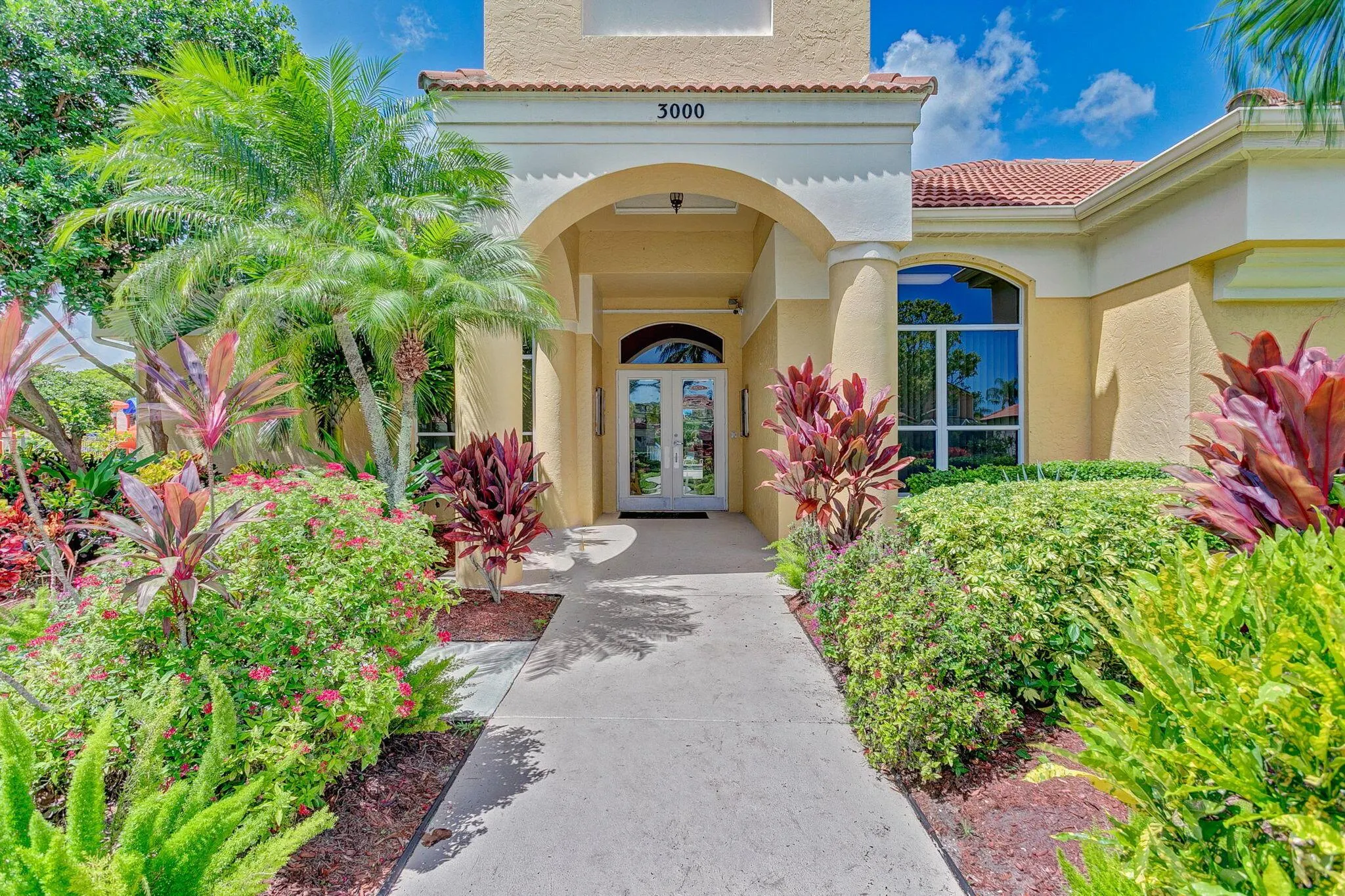 7033 Galleon Cove