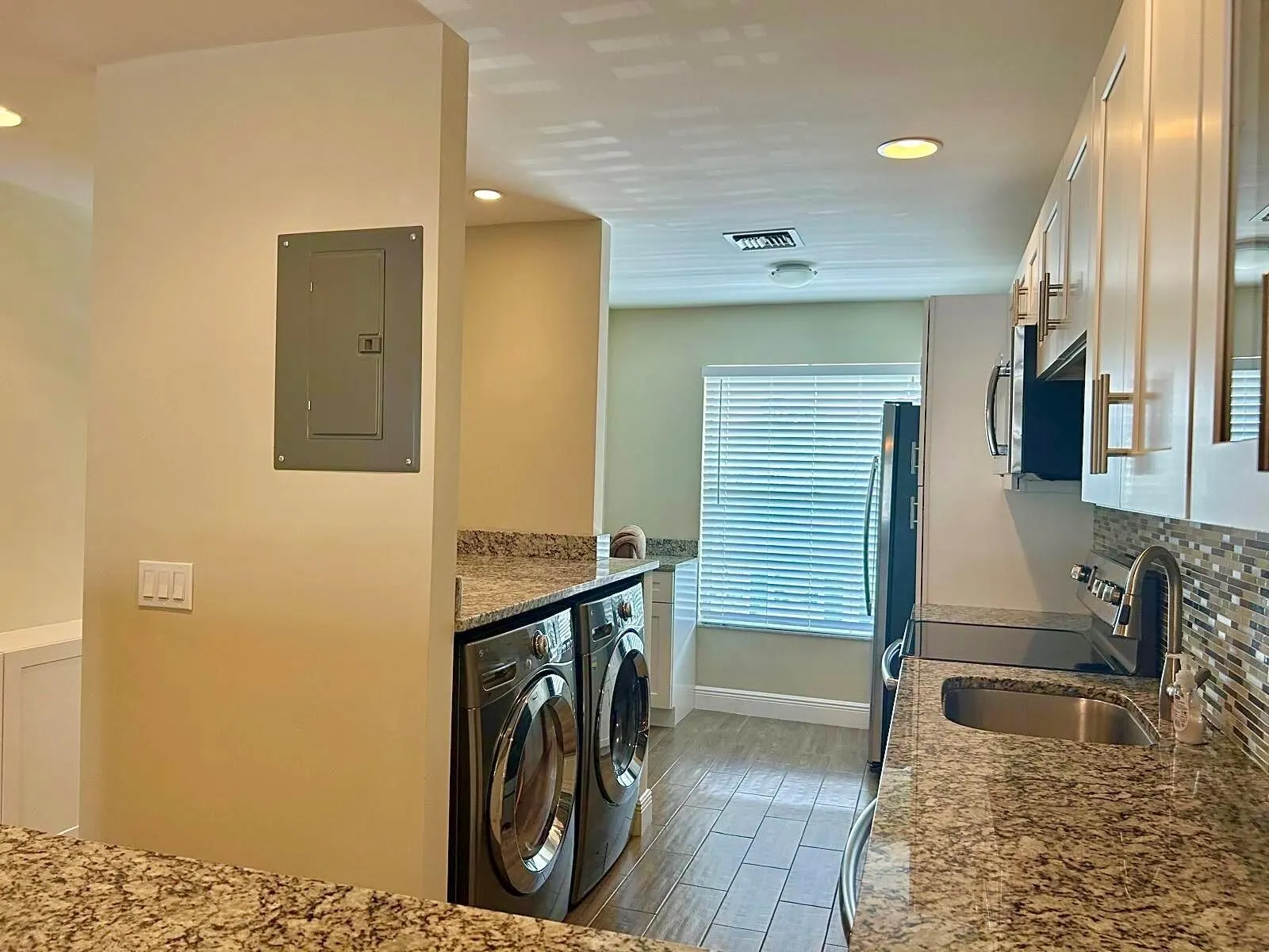 2811 SW 15th Street, #202