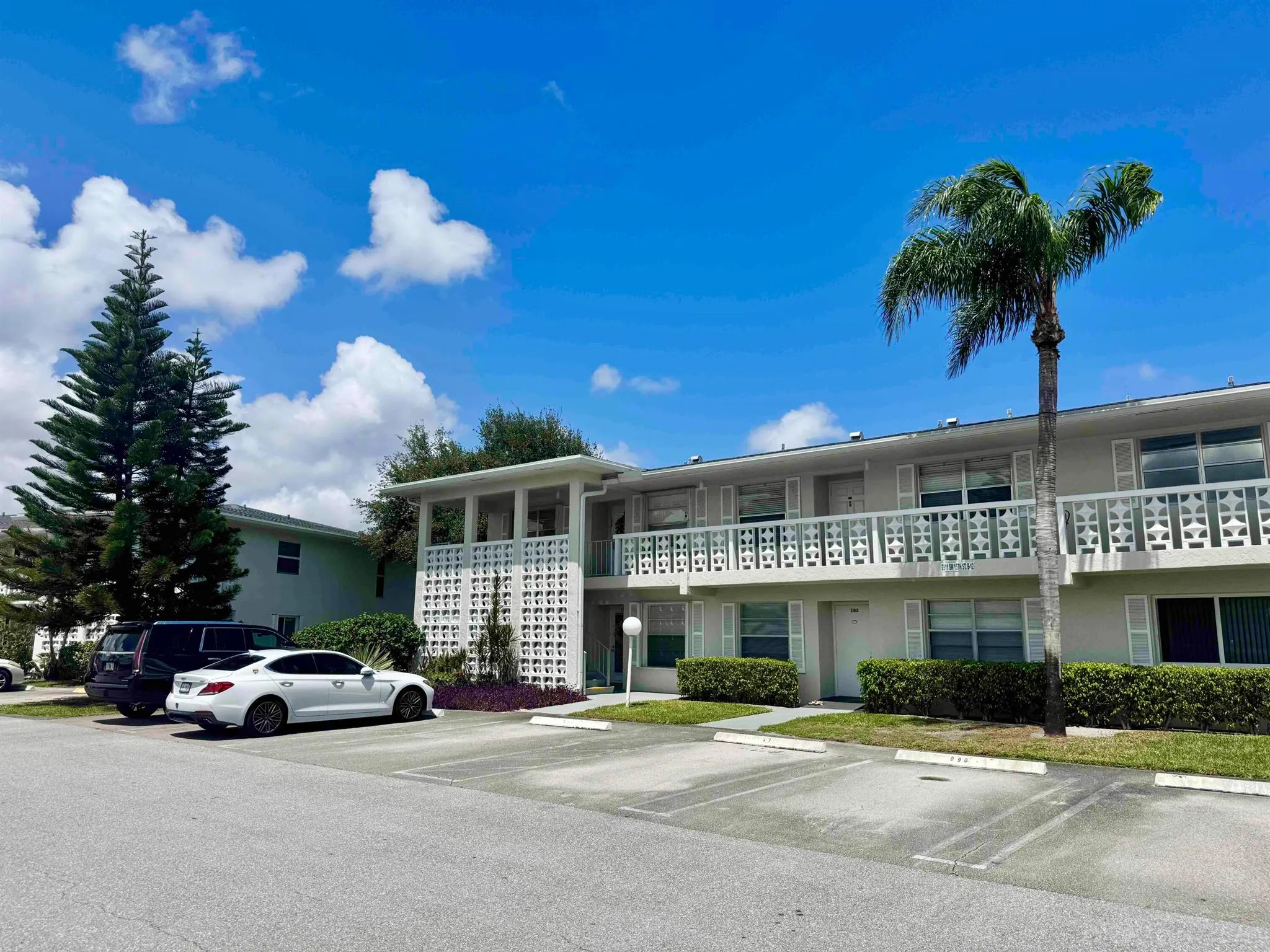2811 SW 15th Street, #202