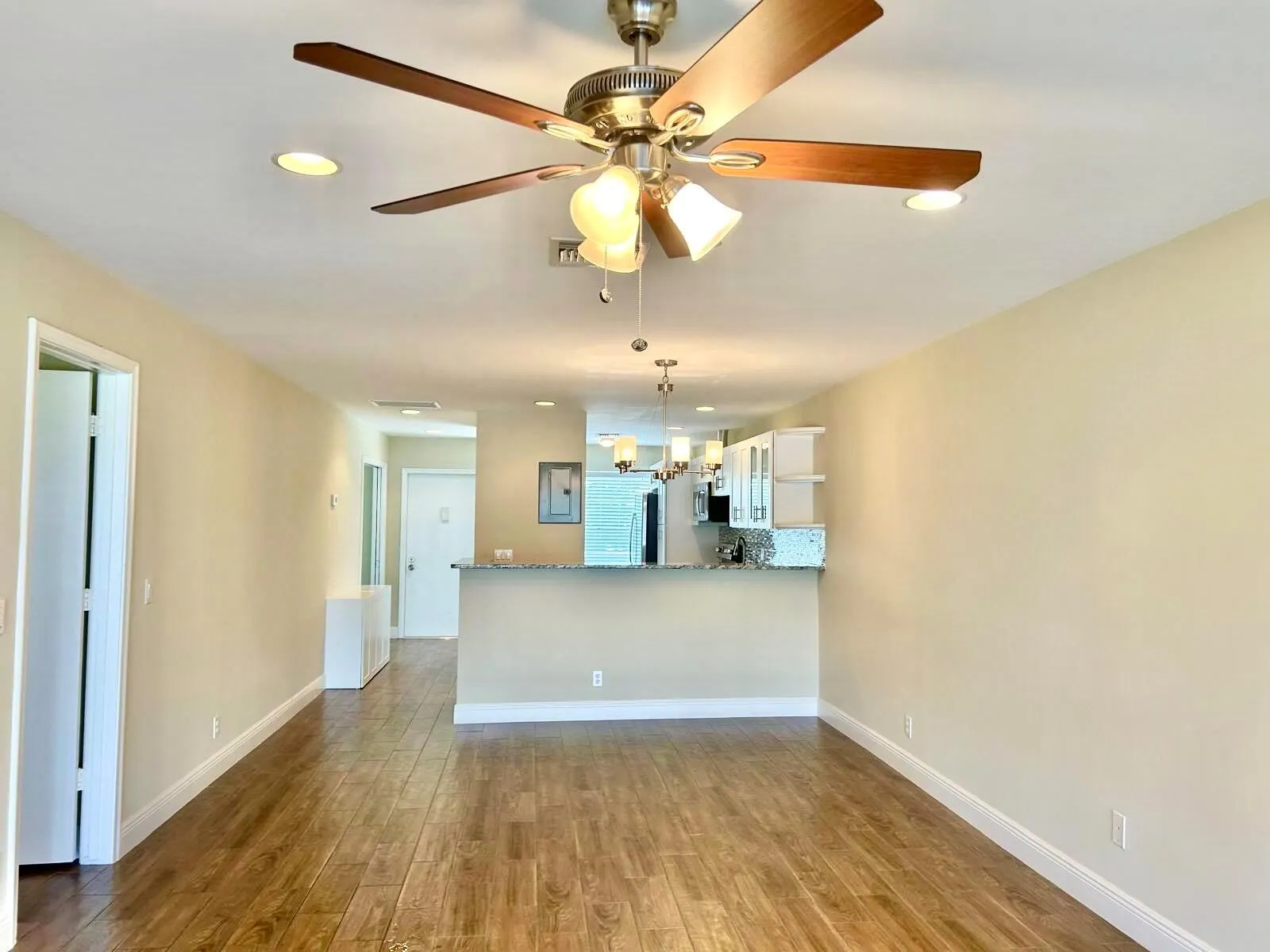 2811 SW 15th Street, #202