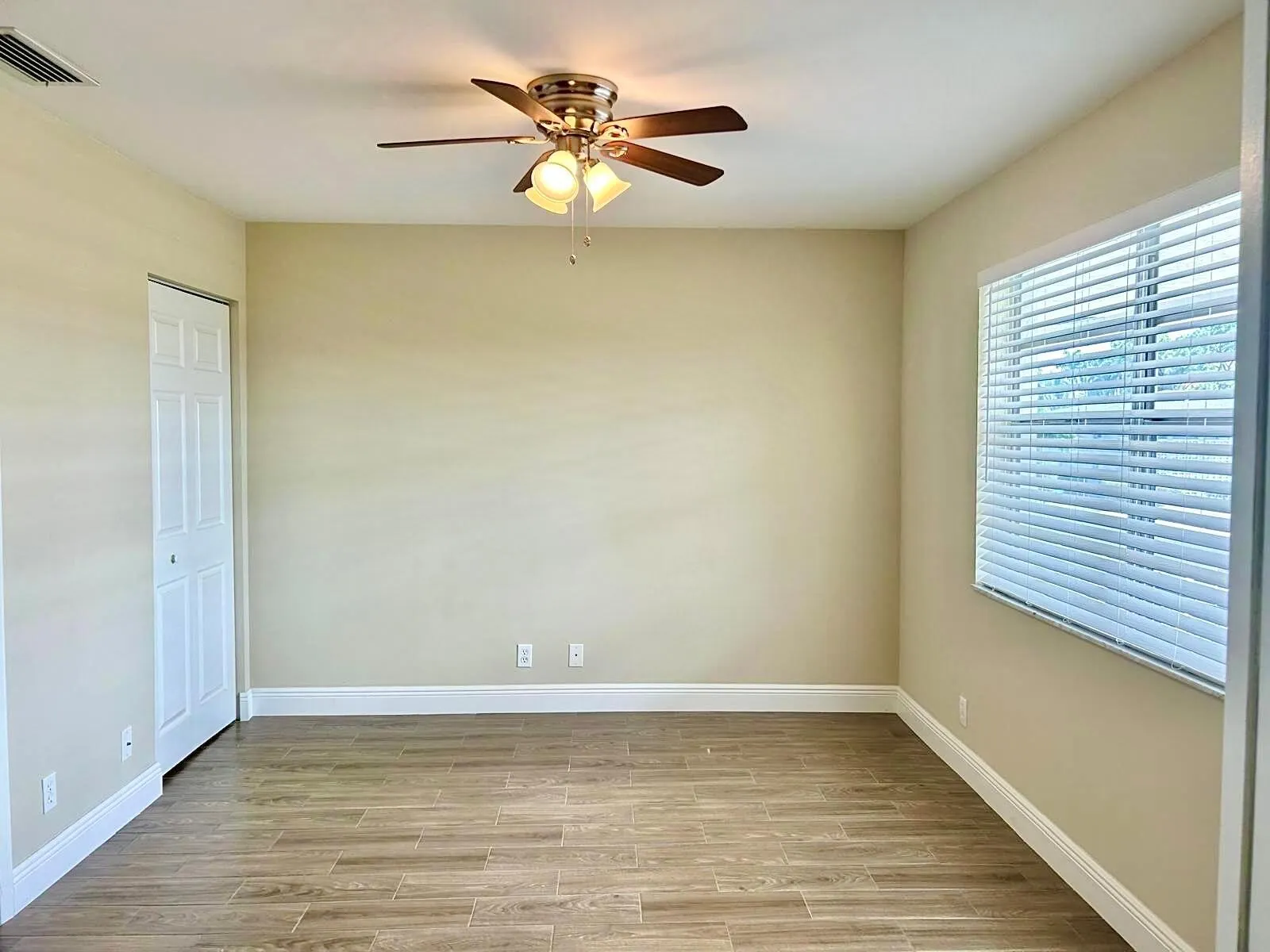 2811 SW 15th Street, #202