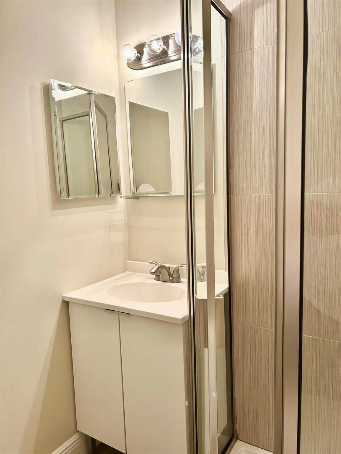 2811 SW 15th Street, #202