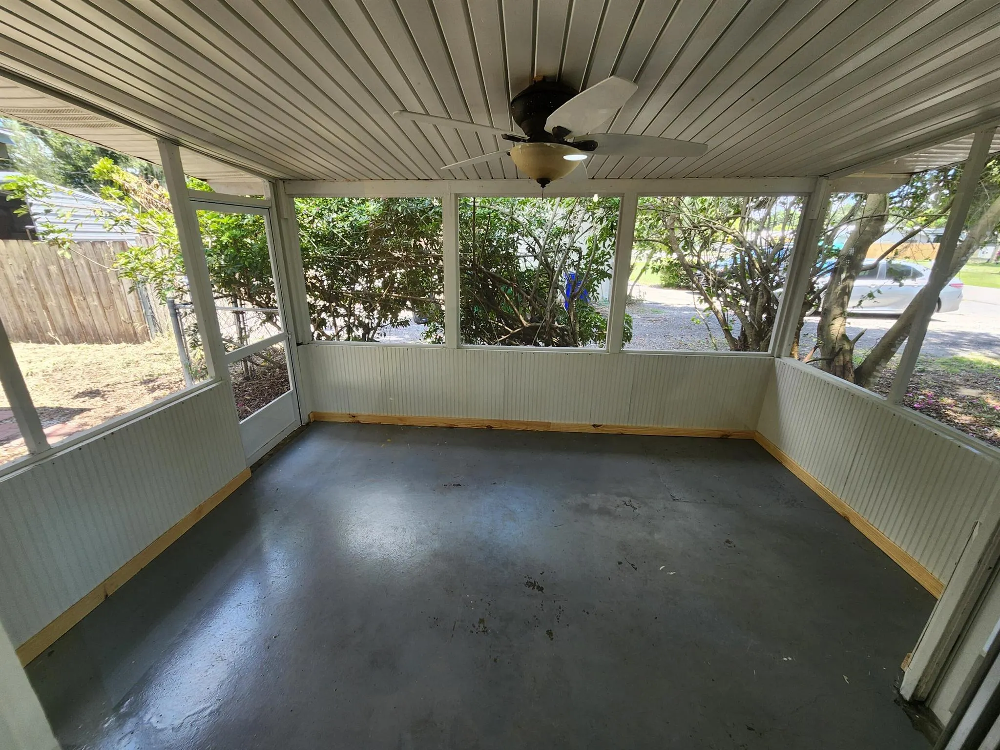 809 SE 10th Street
