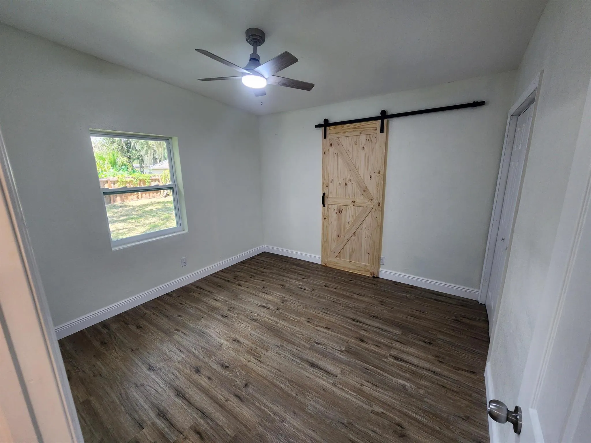 809 SE 10th Street