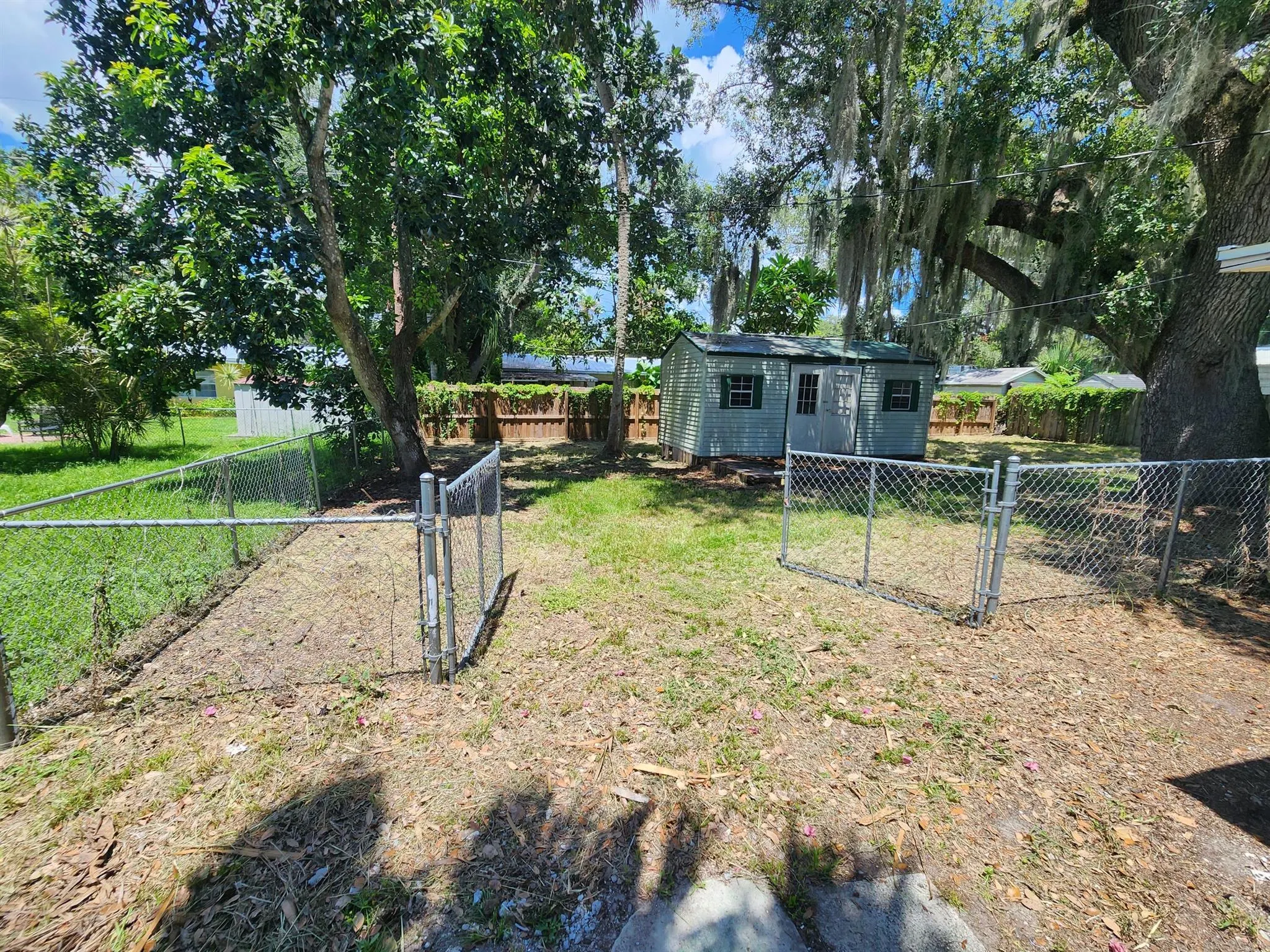 809 SE 10th Street
