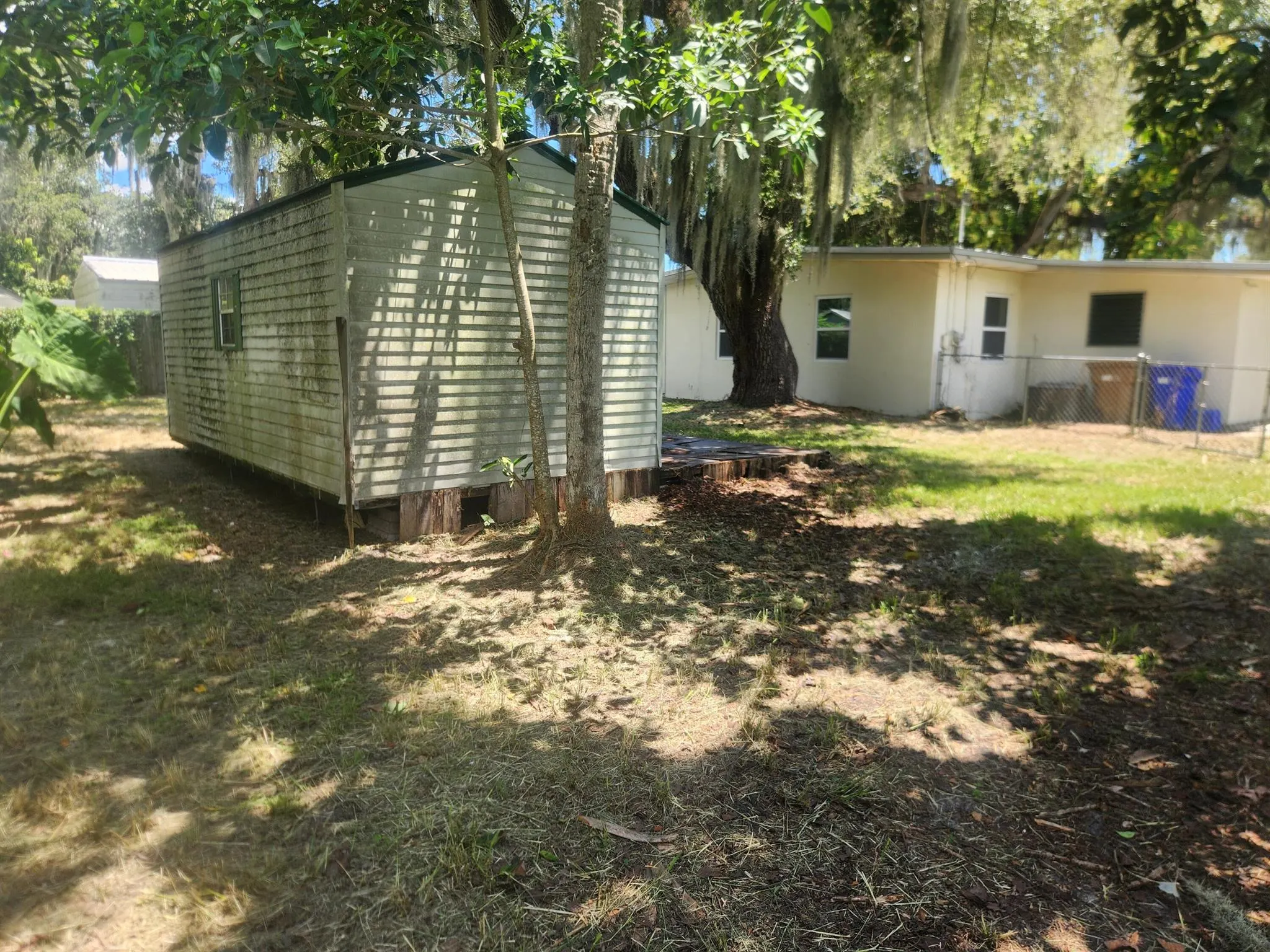 809 SE 10th Street