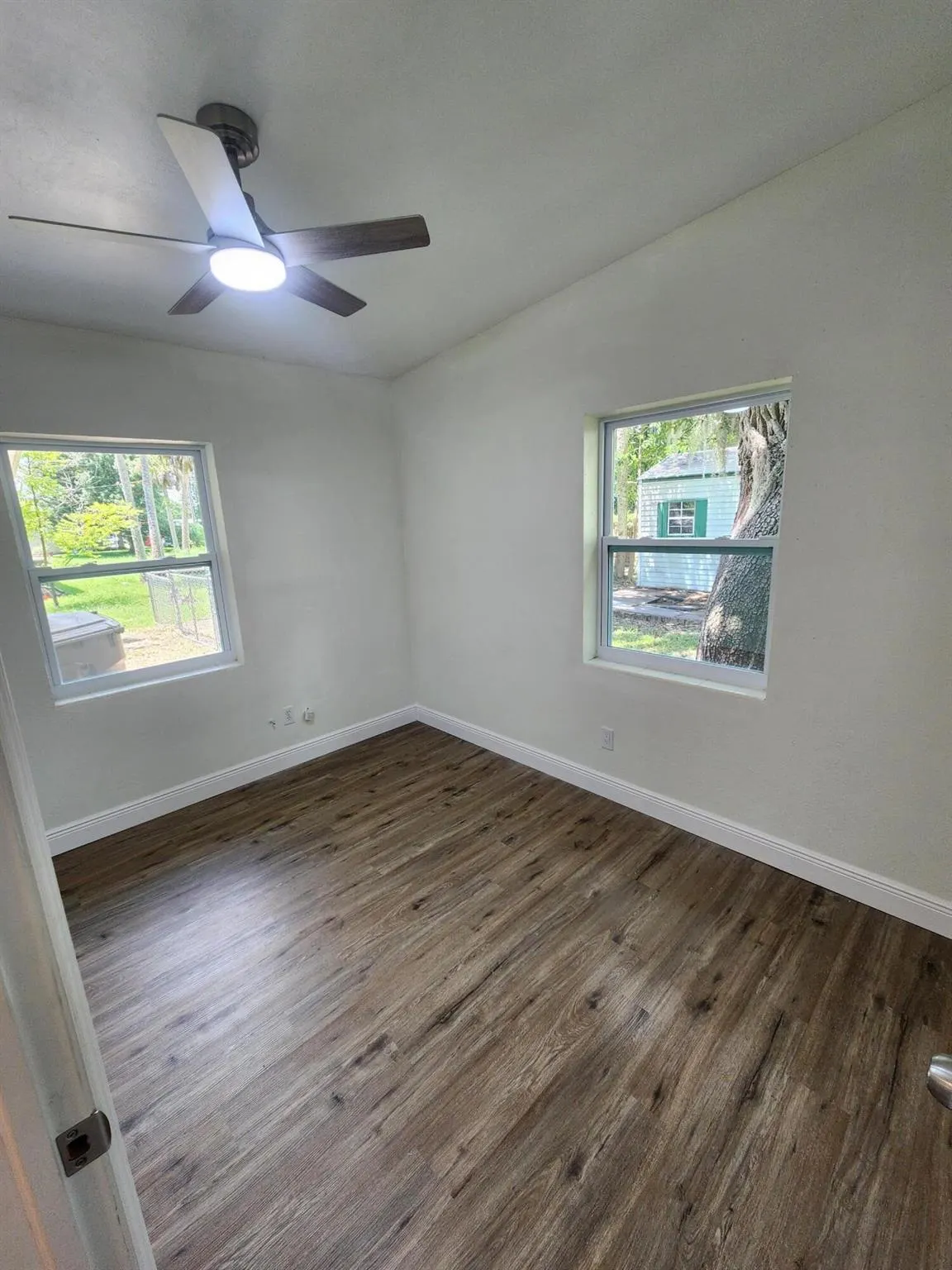 809 SE 10th Street