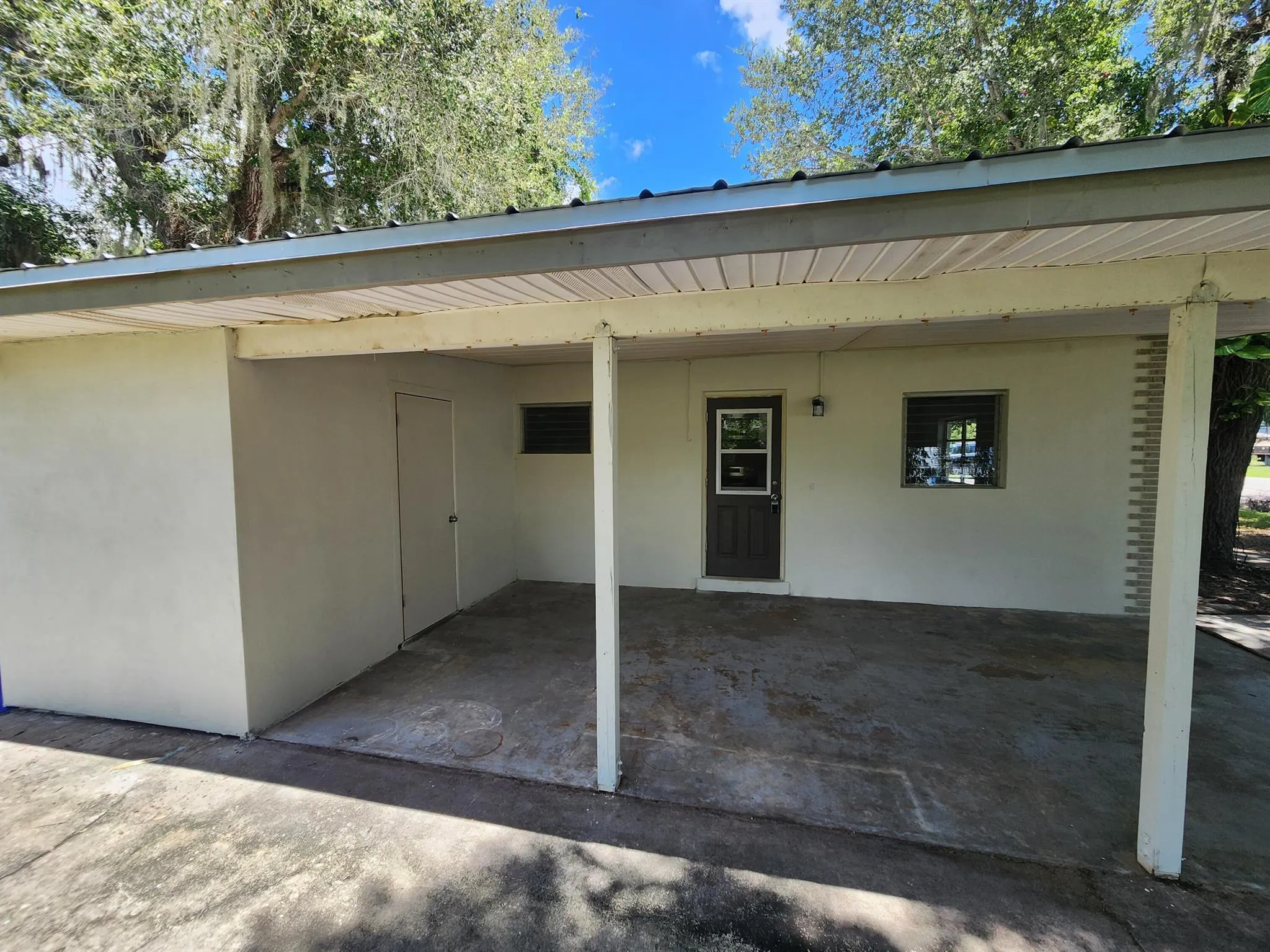 809 SE 10th Street