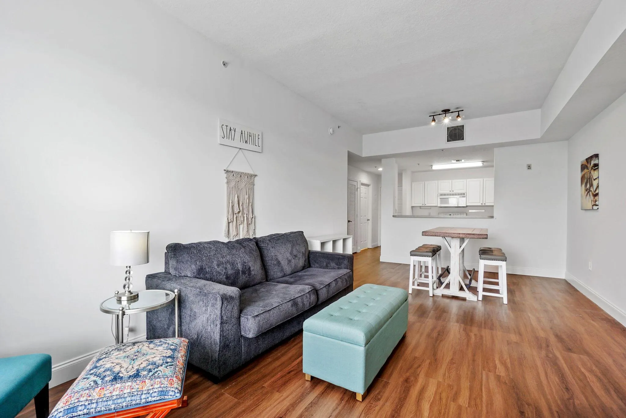 1200 Town Center Drive, #401