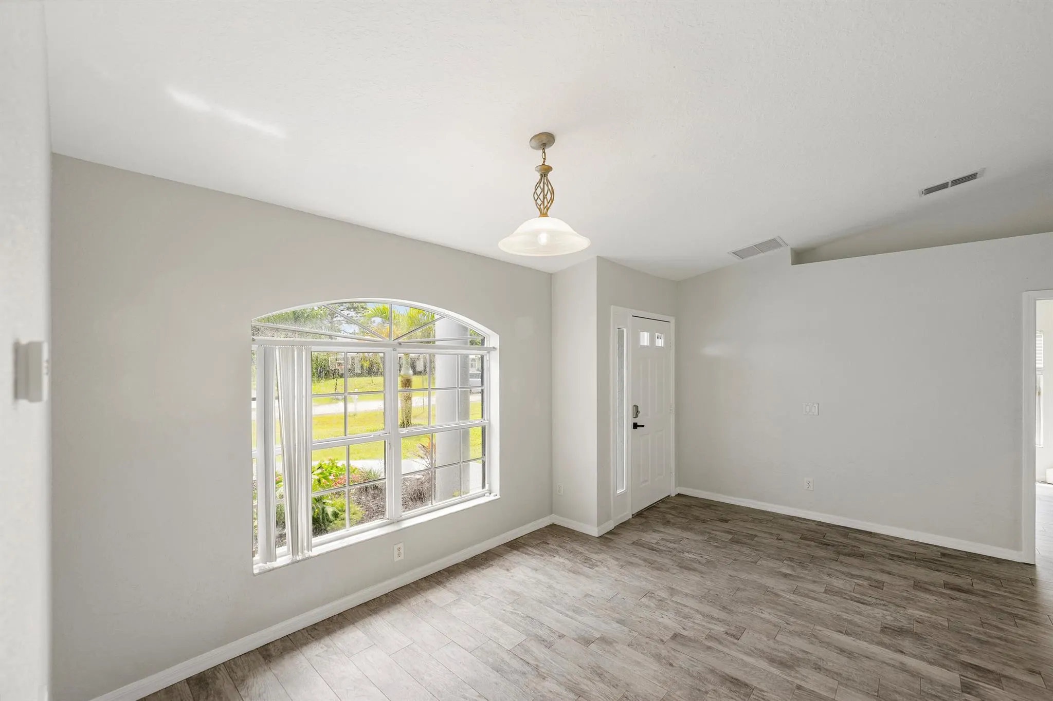 2014 SW Trenton Lane