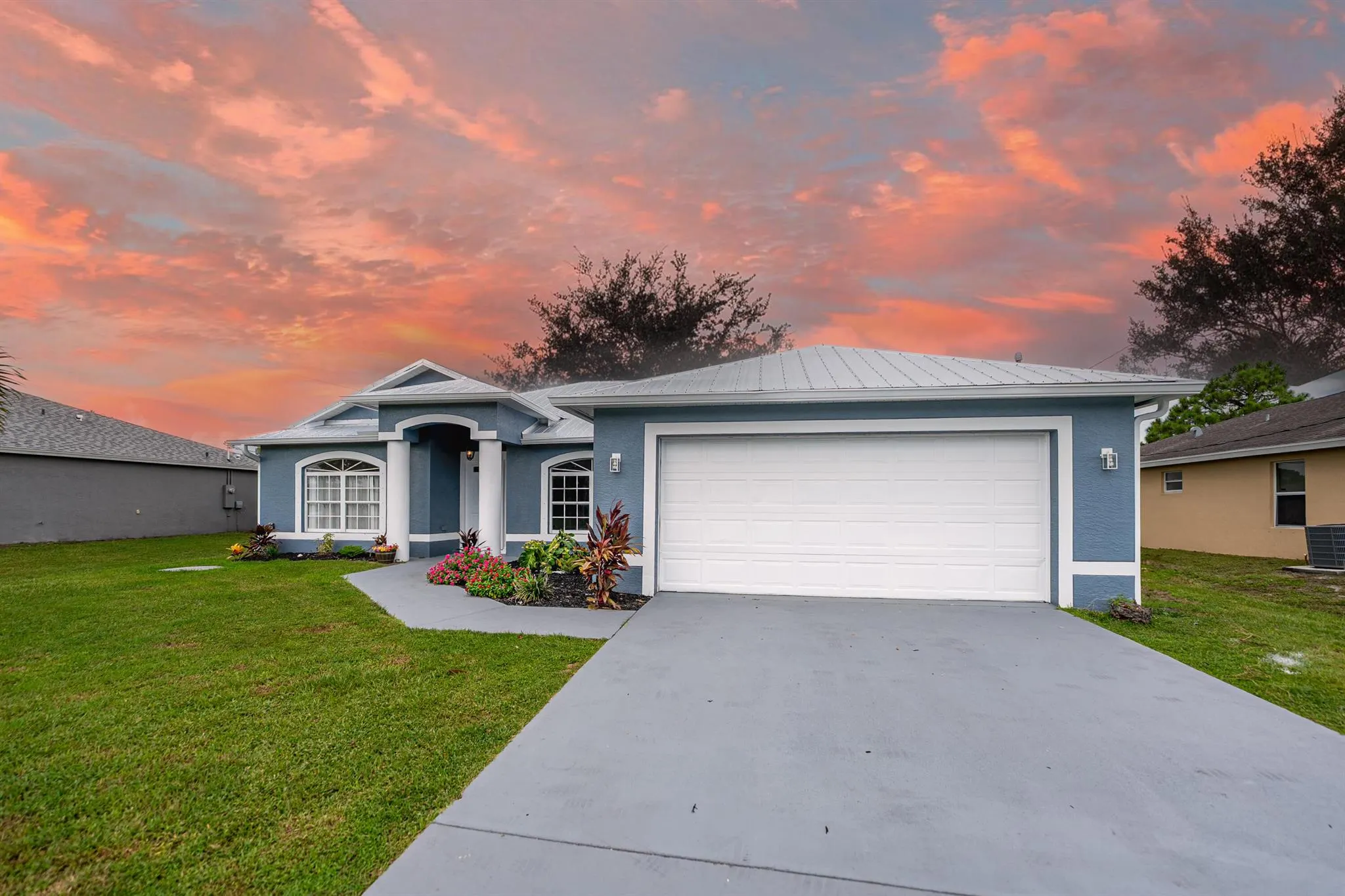 2014 SW Trenton Lane