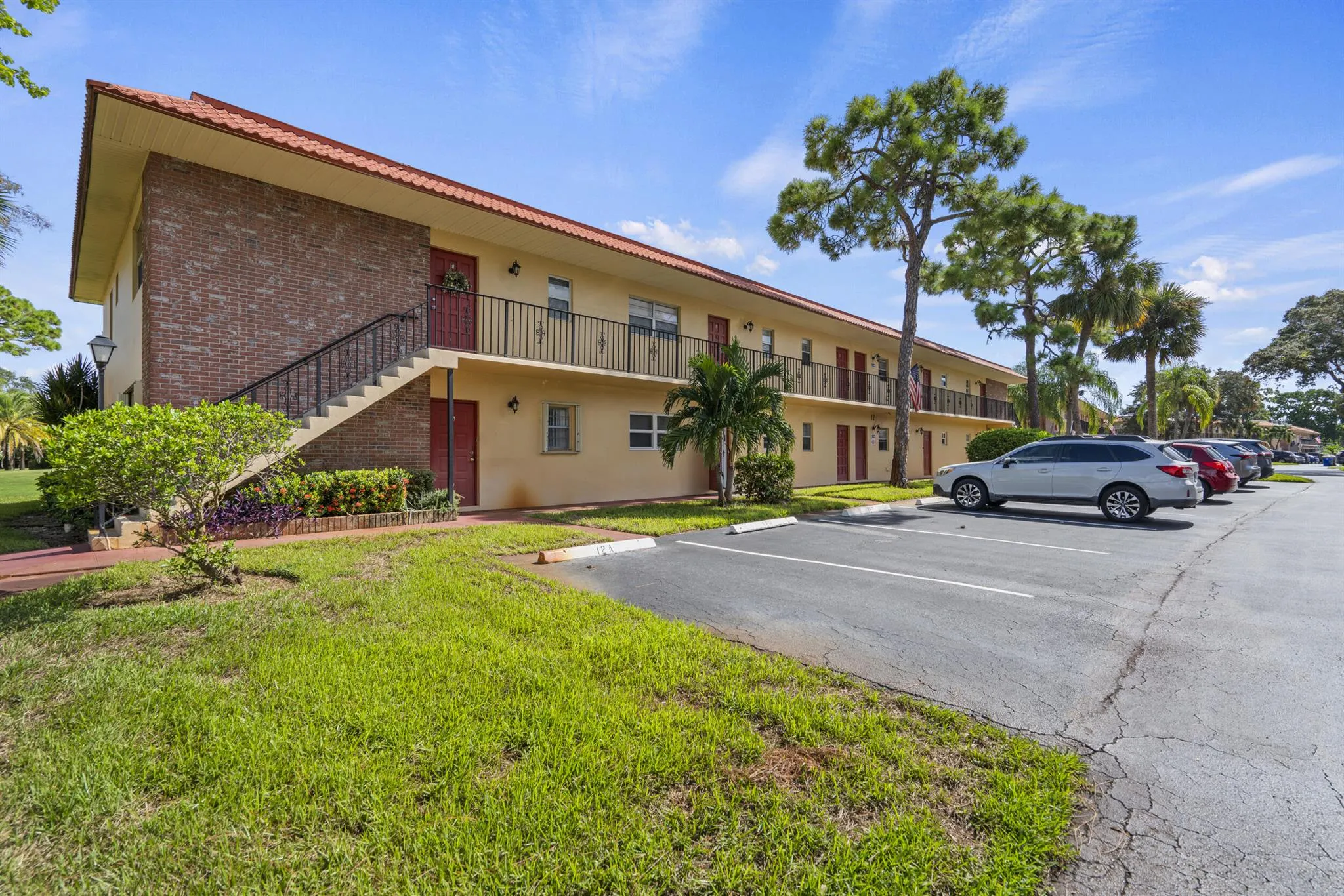 1923 SW Palm City Road, #H