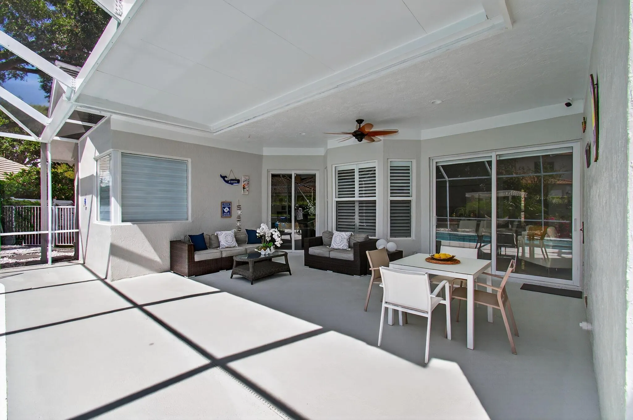 2736 Devon Court