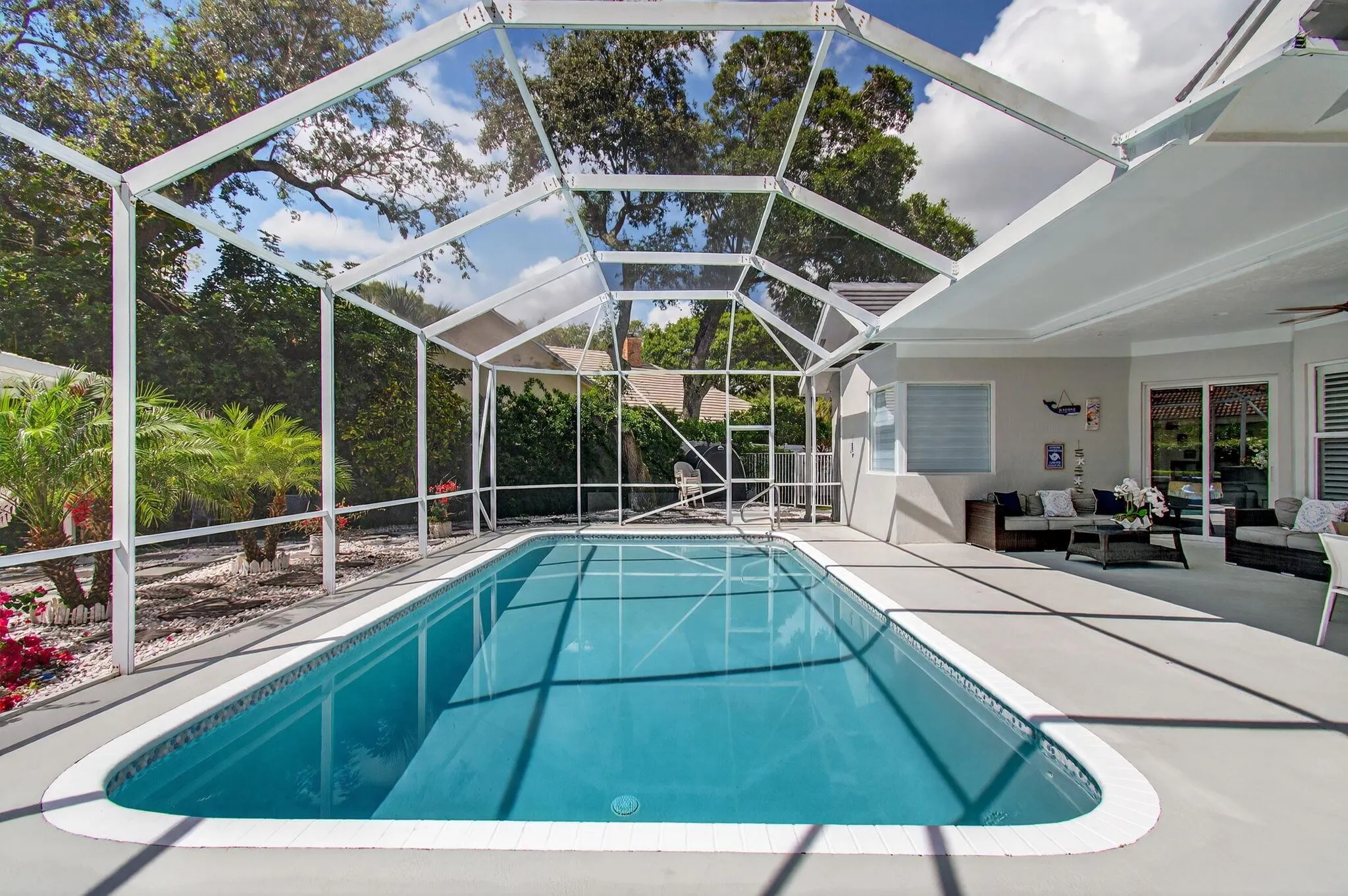 2736 Devon Court