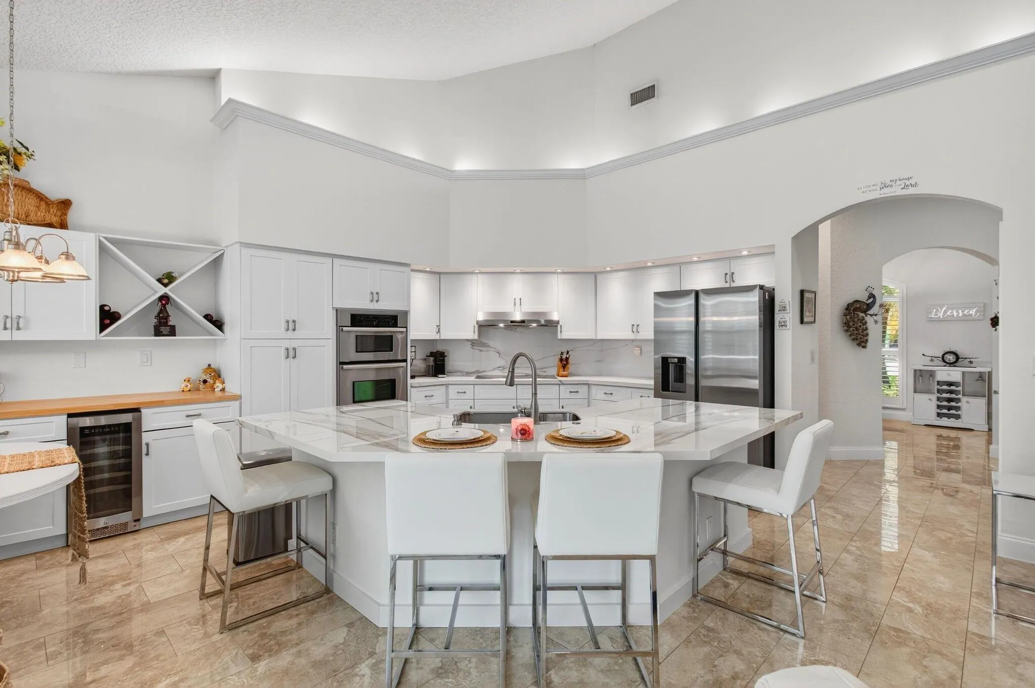 2736 Devon Court