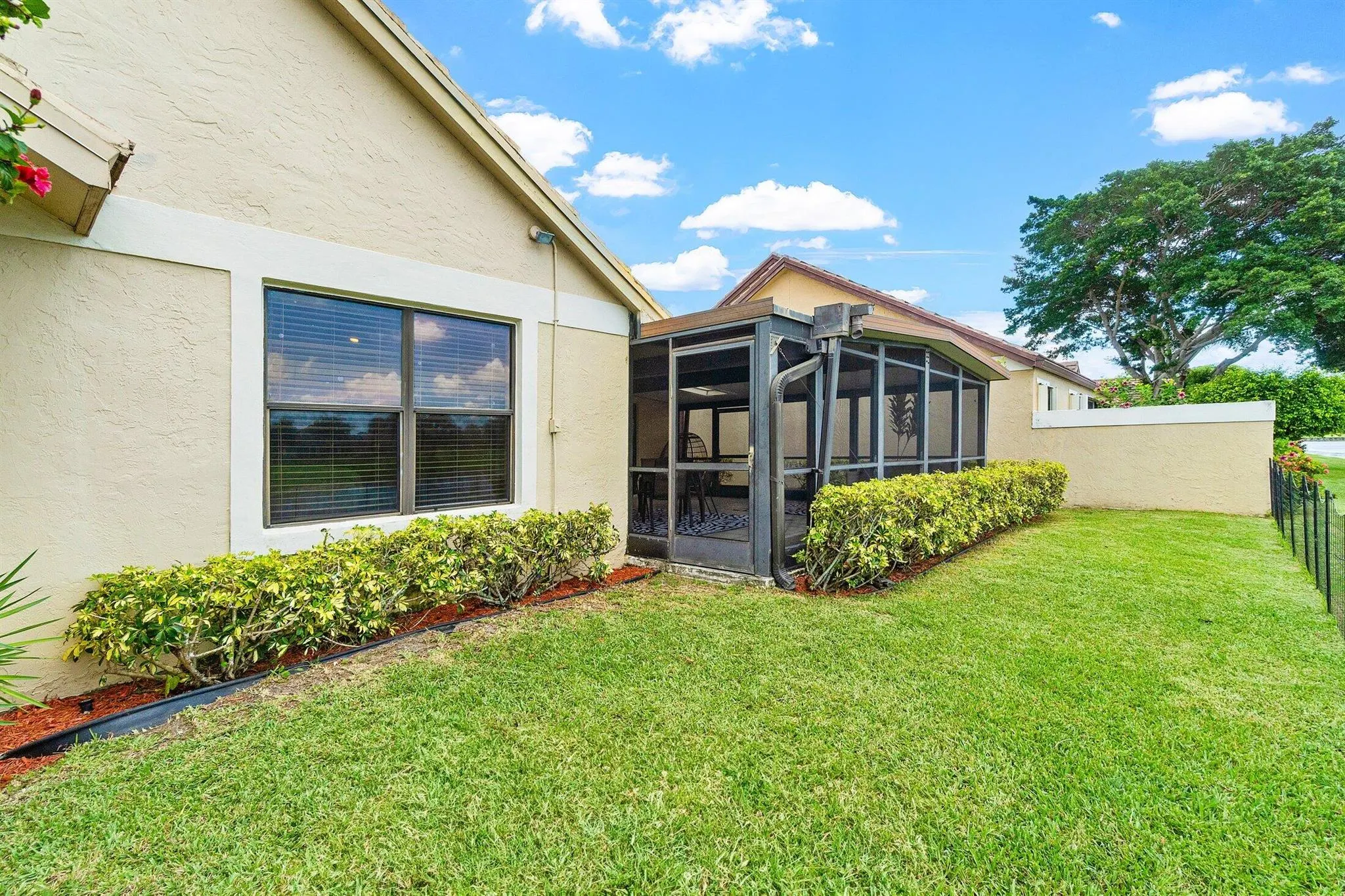 6932 Bitterbush Place