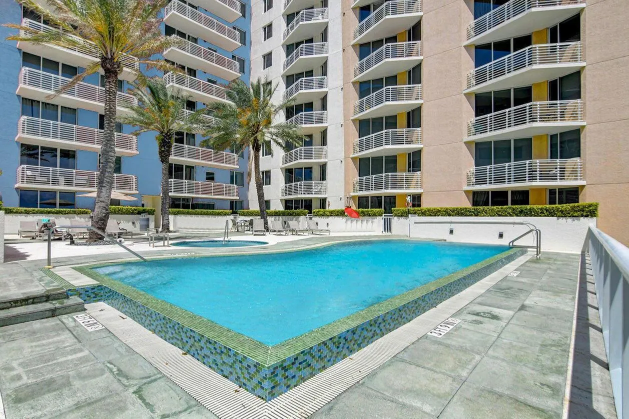 1551 N Flagler Drive, #1217