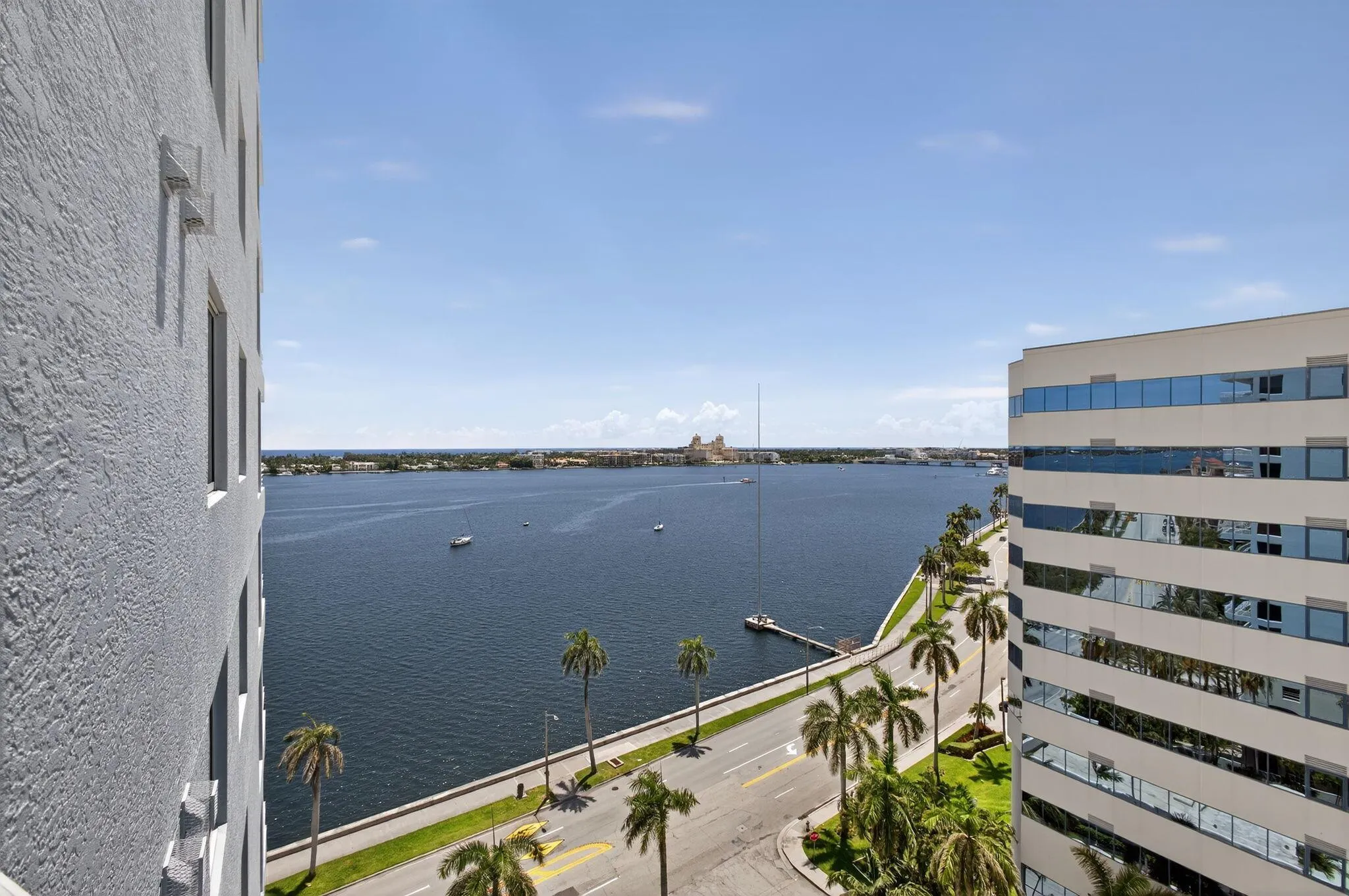 1551 N Flagler Drive, #1217