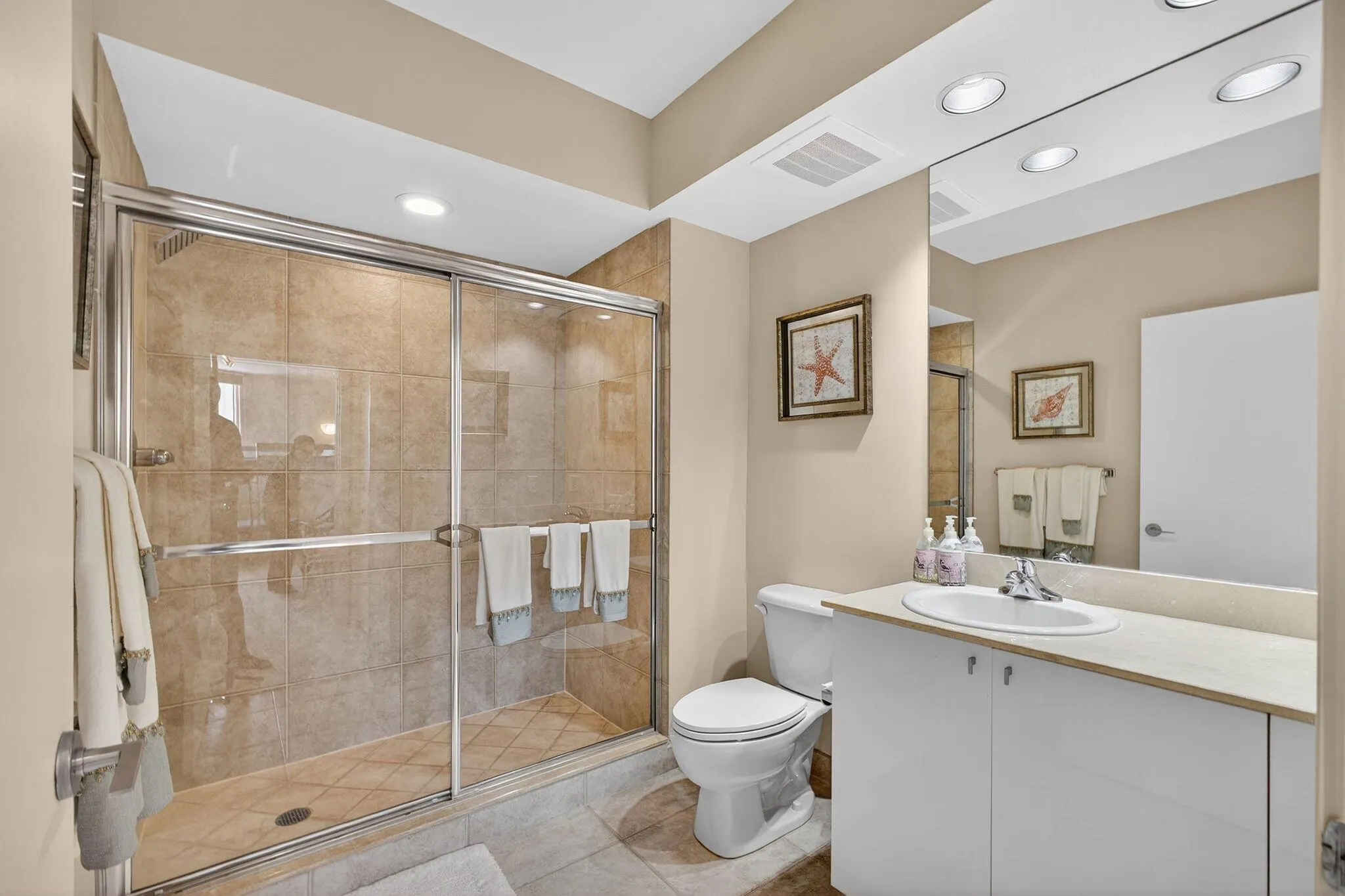 1551 N Flagler Drive, #1217