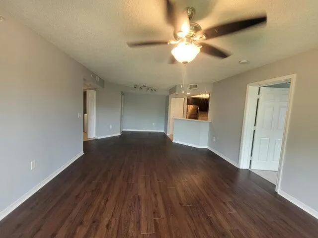 4155 N Haverhill Road, #1407