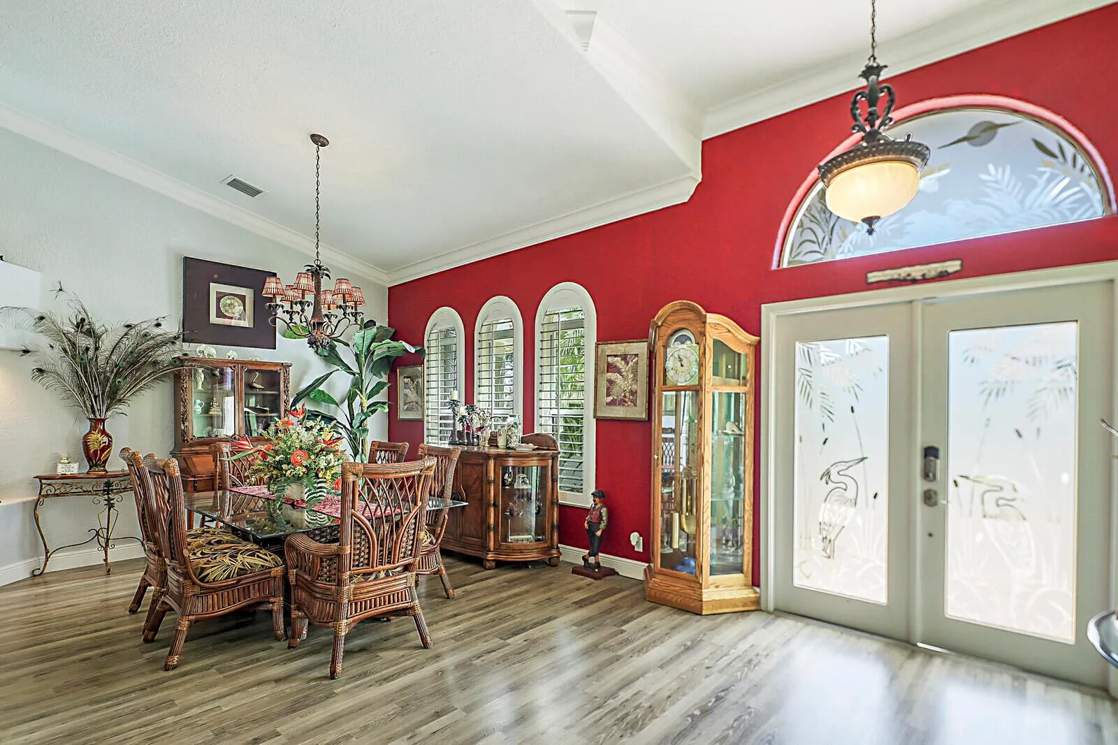 9525 Cross Creek Drive