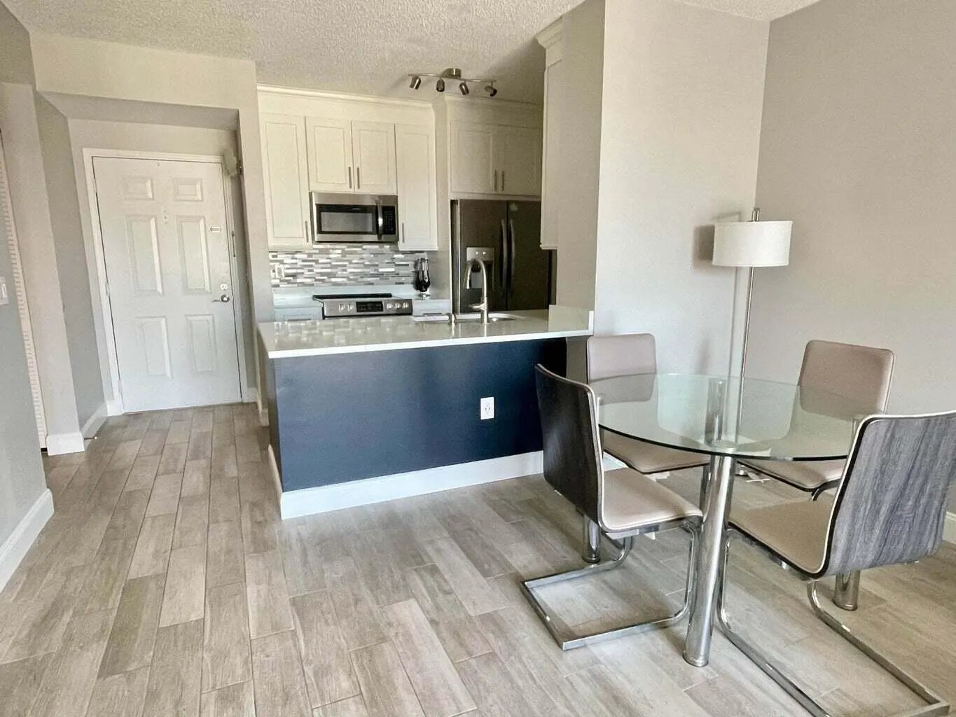 630 S Sapodilla Avenue, #431