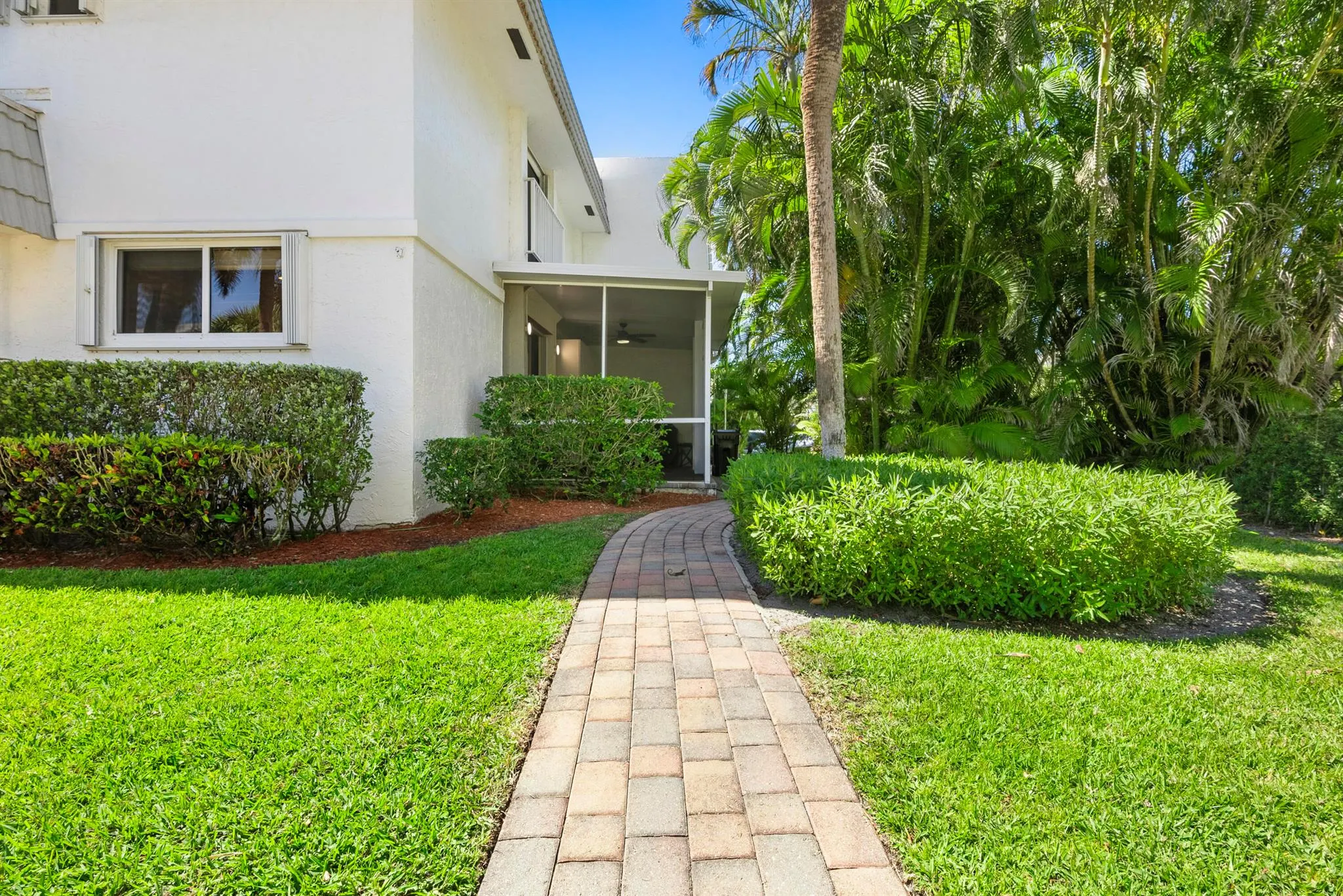 1138 Russell Drive