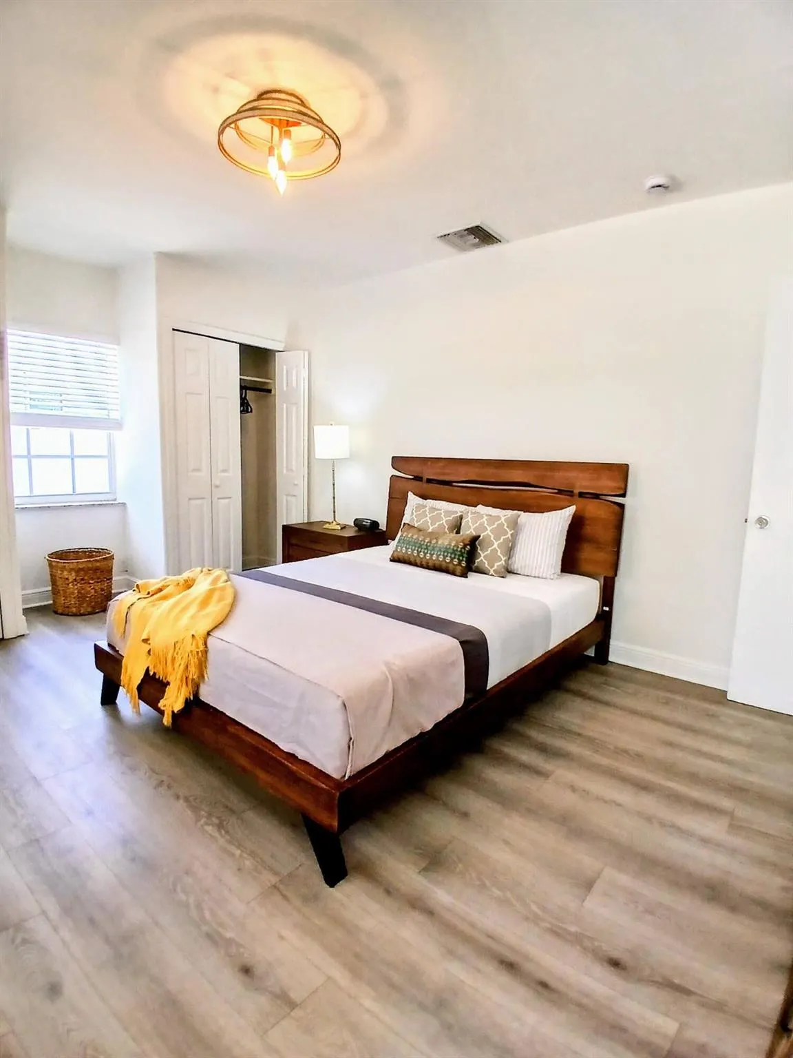 1137 NE 9th Avenue, #1137 S