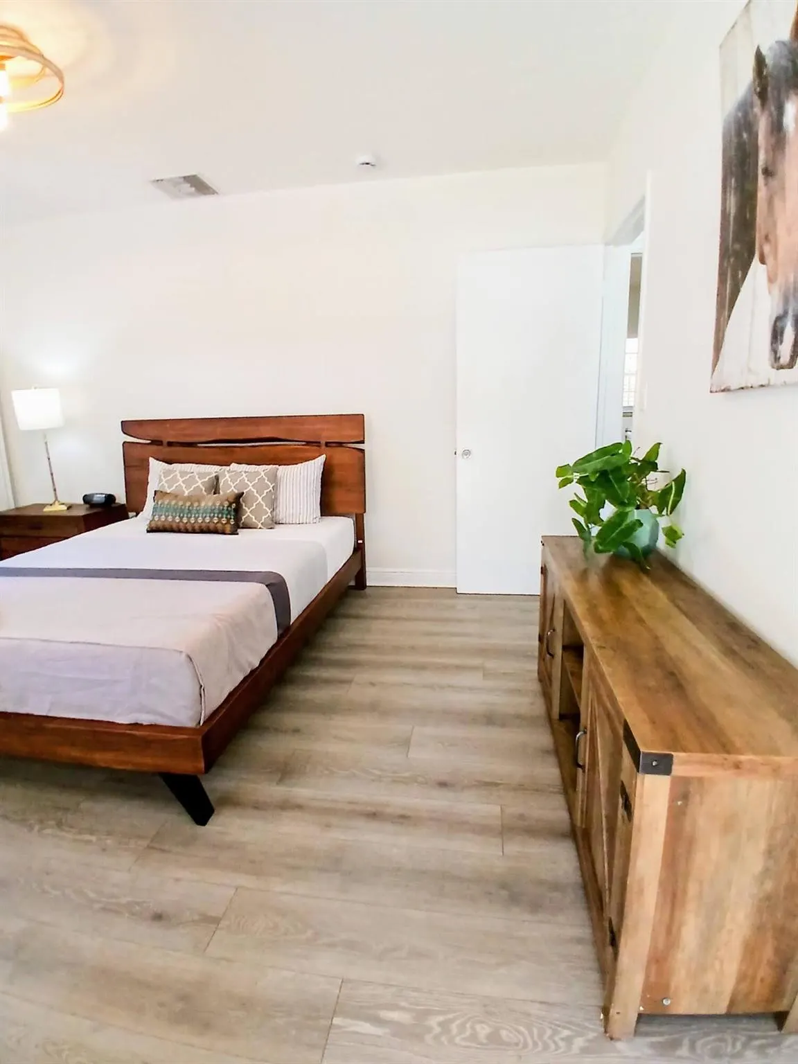 1137 NE 9th Avenue, #1137 S