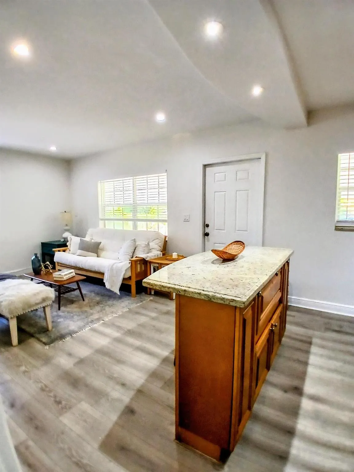 1137 NE 9th Avenue, #1137 S