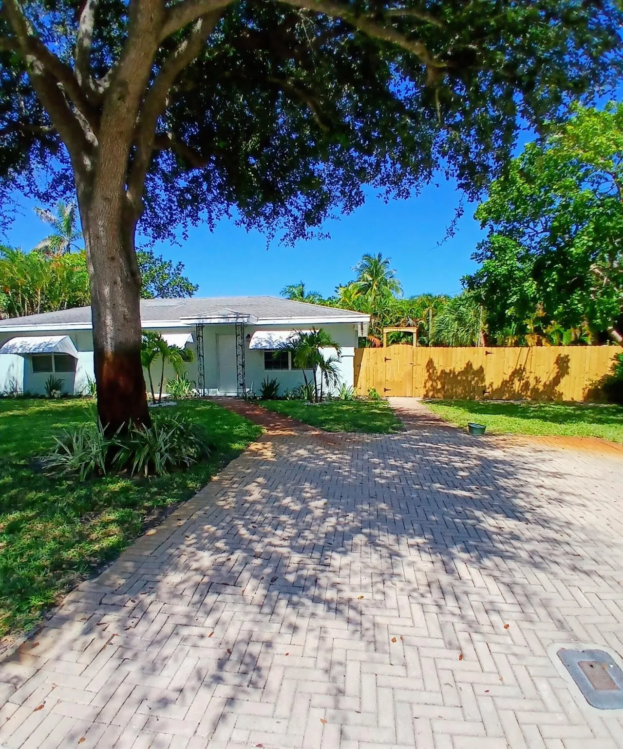 1137 NE 9th Avenue, #1137 S