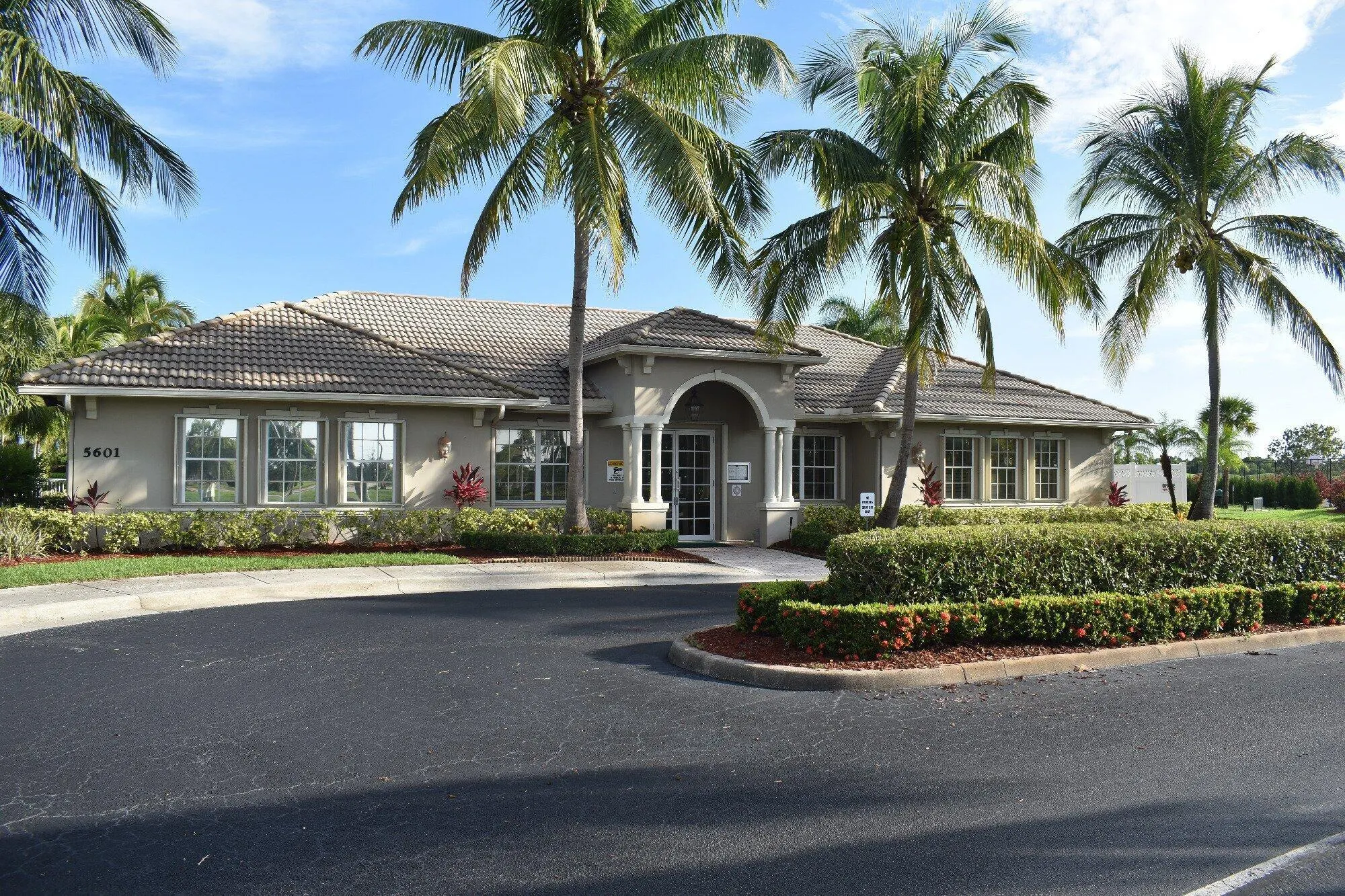 377 NW Stratford Lane