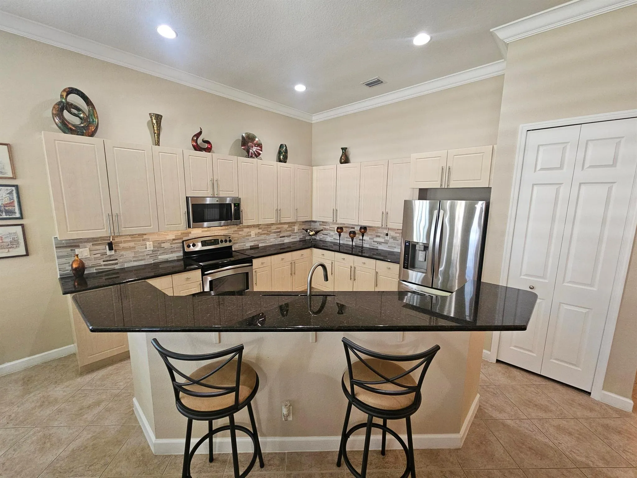 377 NW Stratford Lane