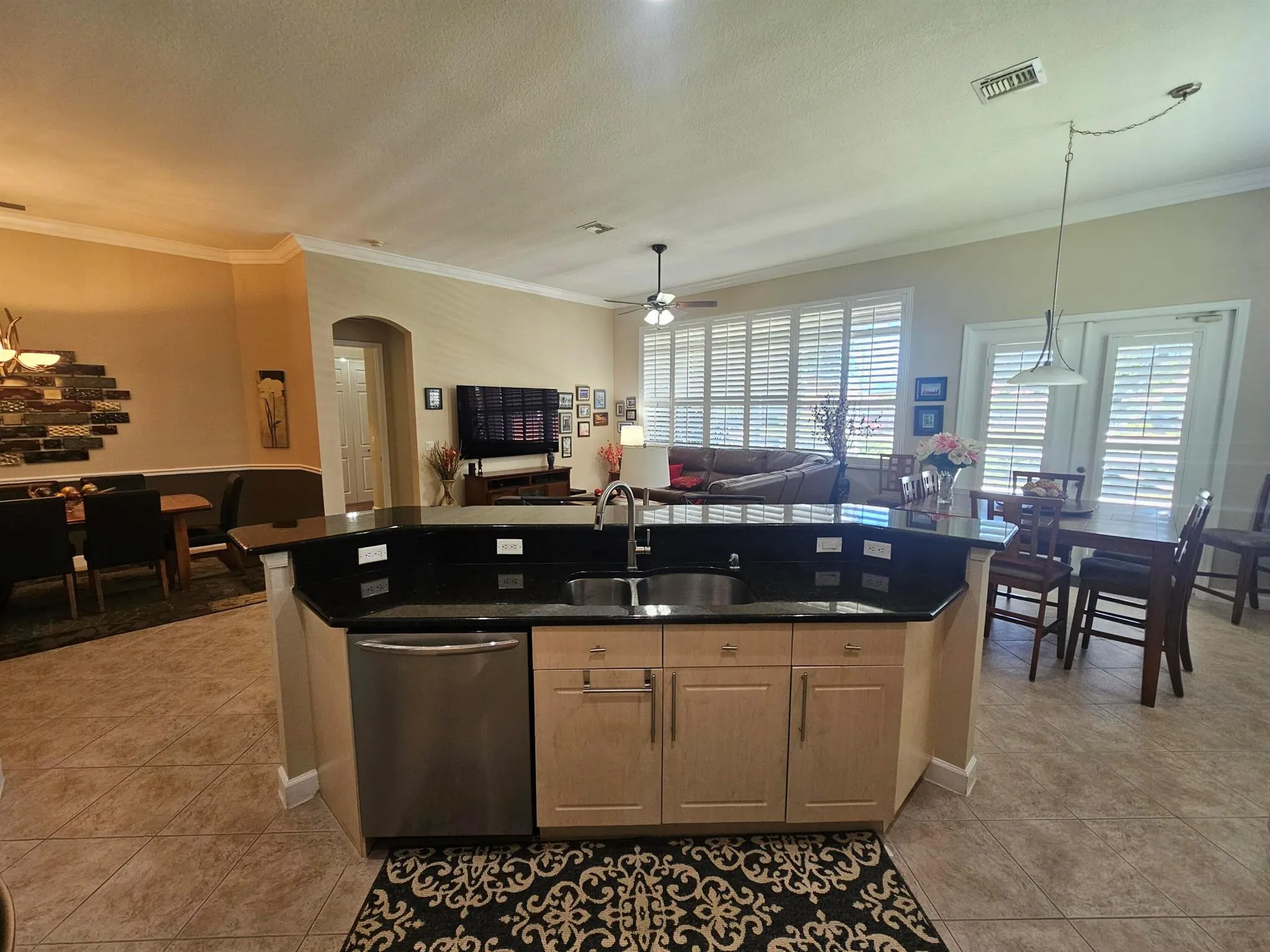 377 NW Stratford Lane