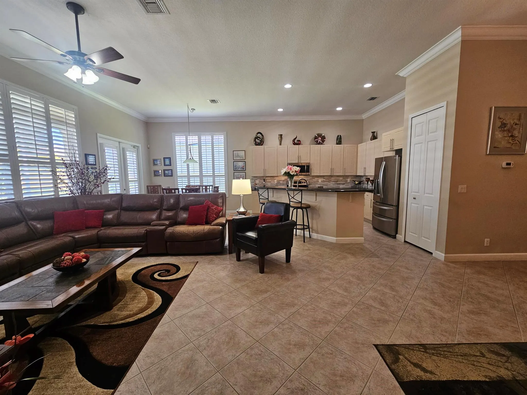 377 NW Stratford Lane