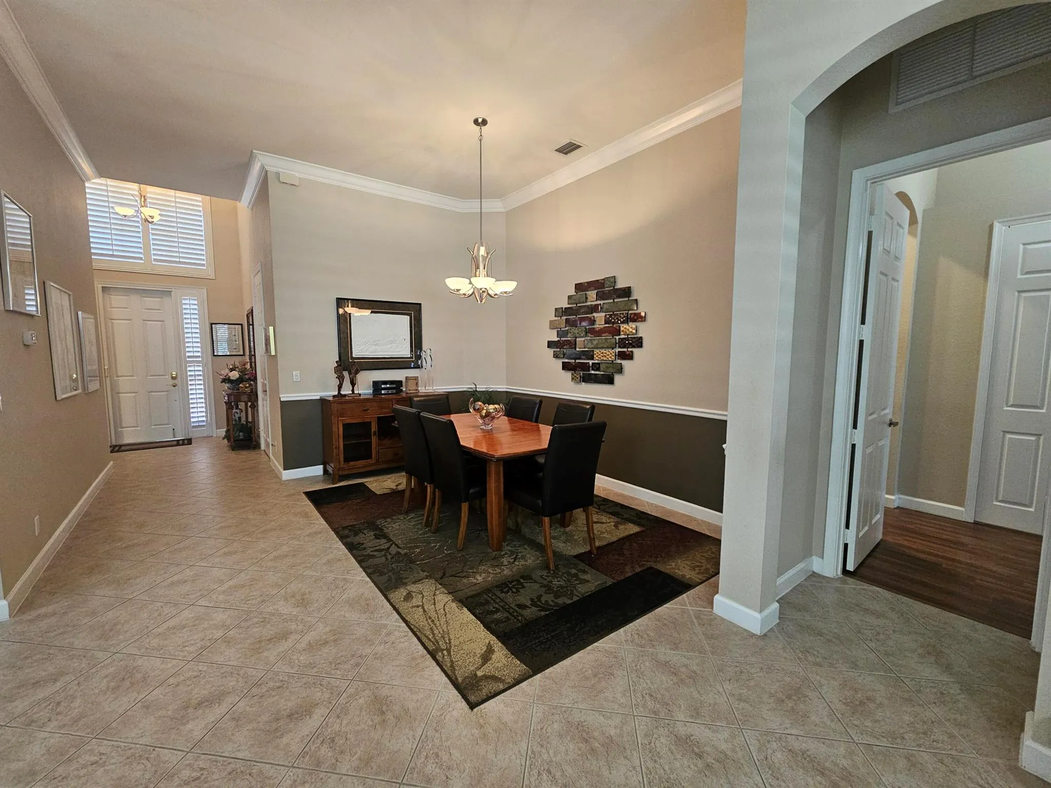 377 NW Stratford Lane