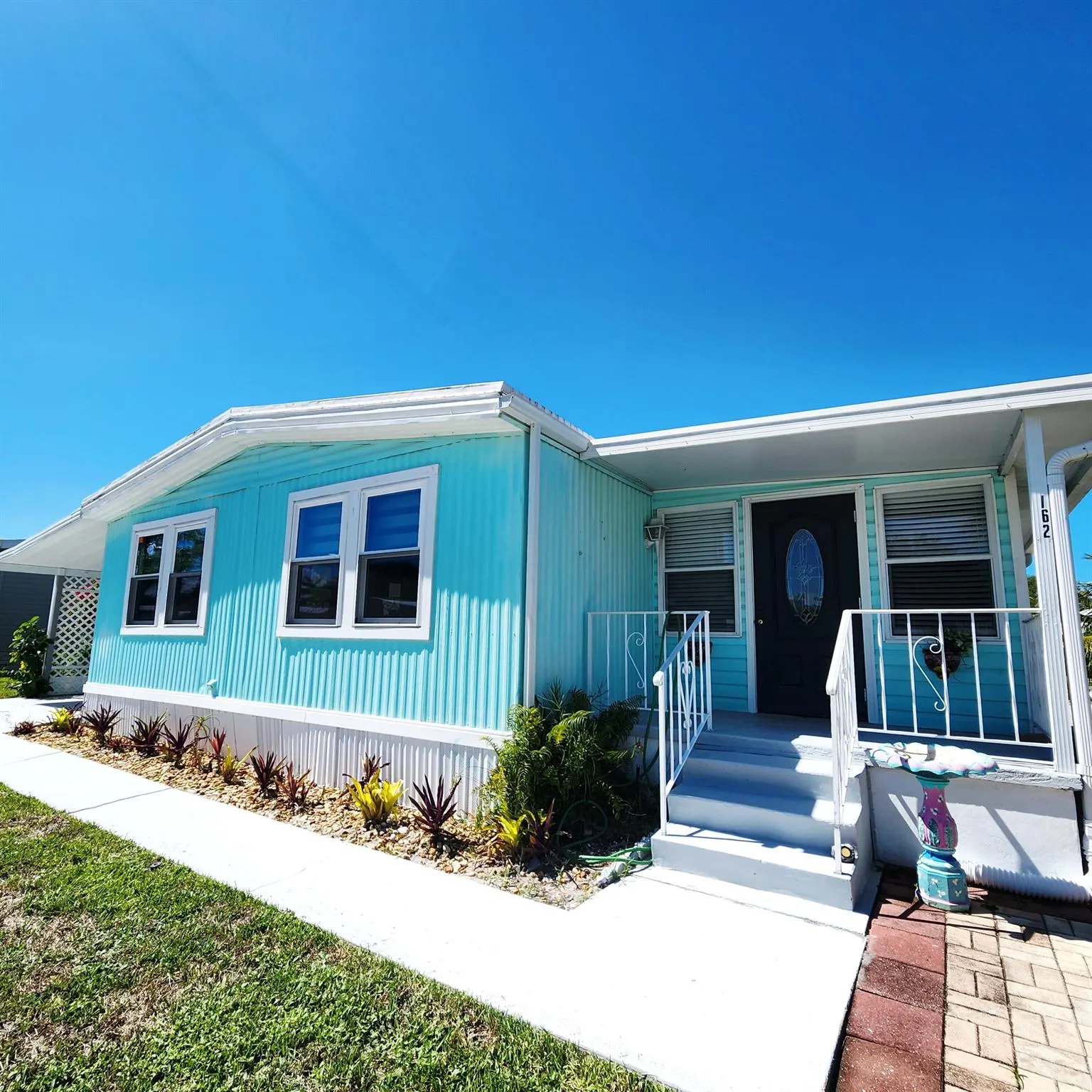 162 S Warner Drive