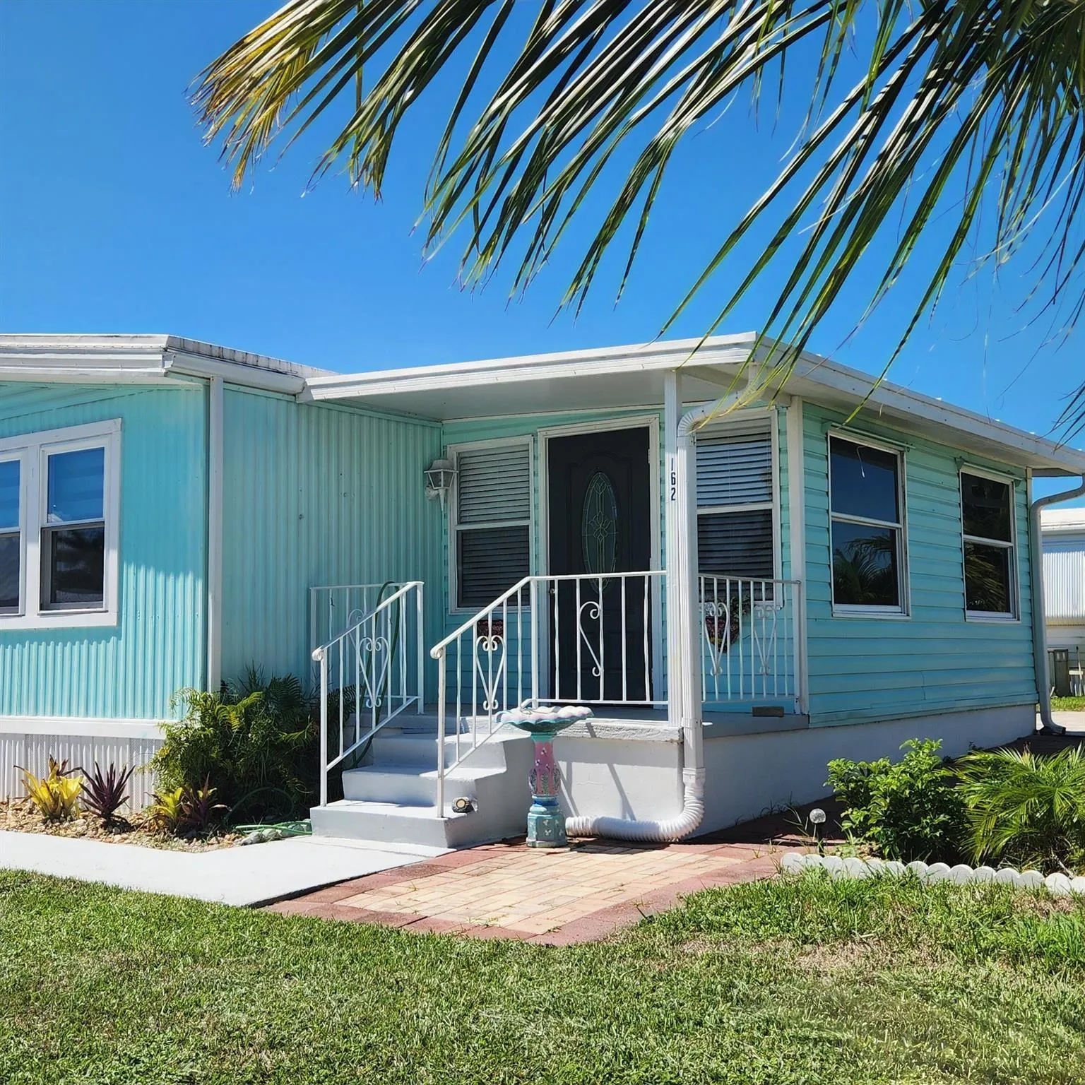162 S Warner Drive