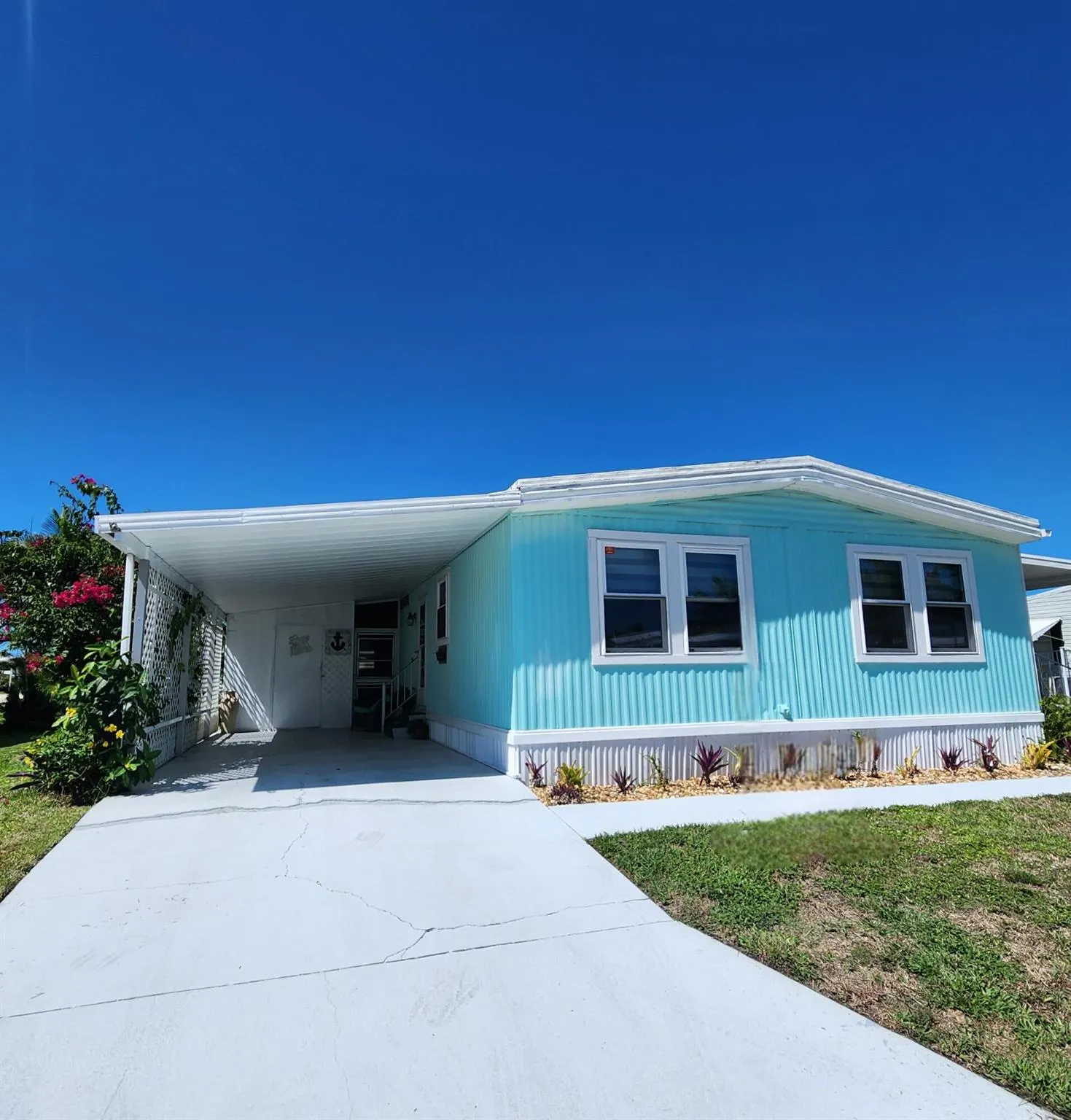 162 S Warner Drive