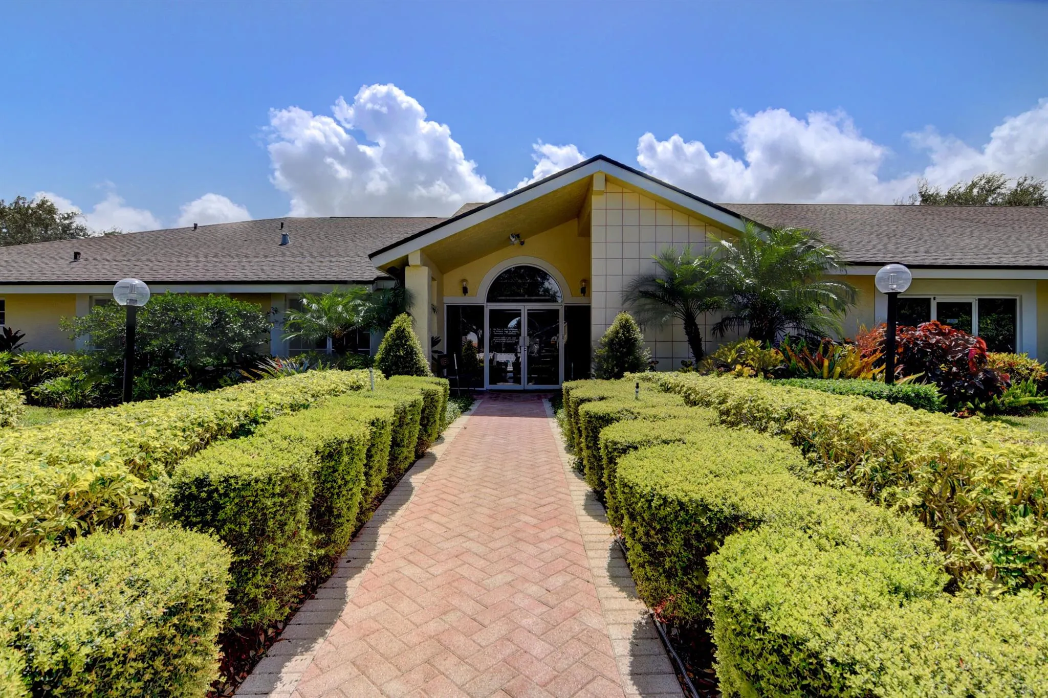 8871 Sunscape Lane