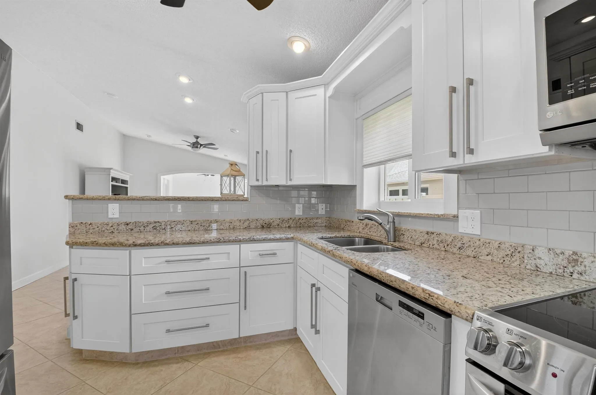 8871 Sunscape Lane