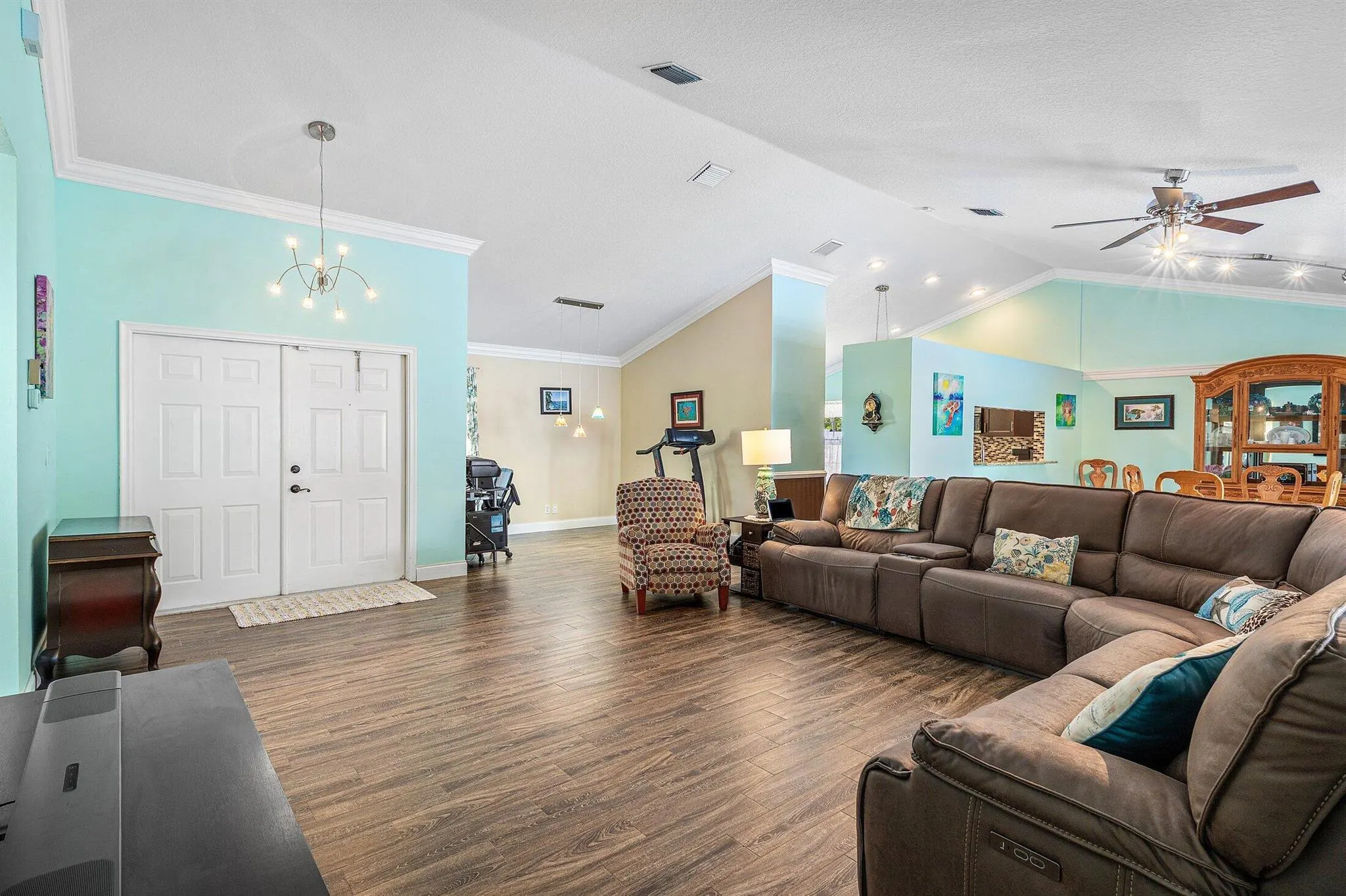 9707 Sun Pointe Drive