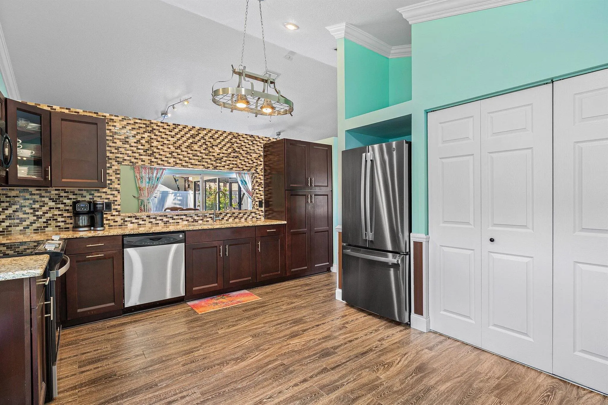 9707 Sun Pointe Drive