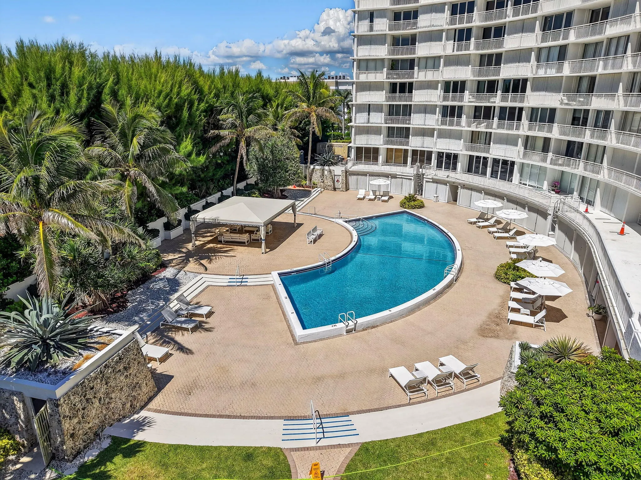 2780 S Ocean Boulevard, #512