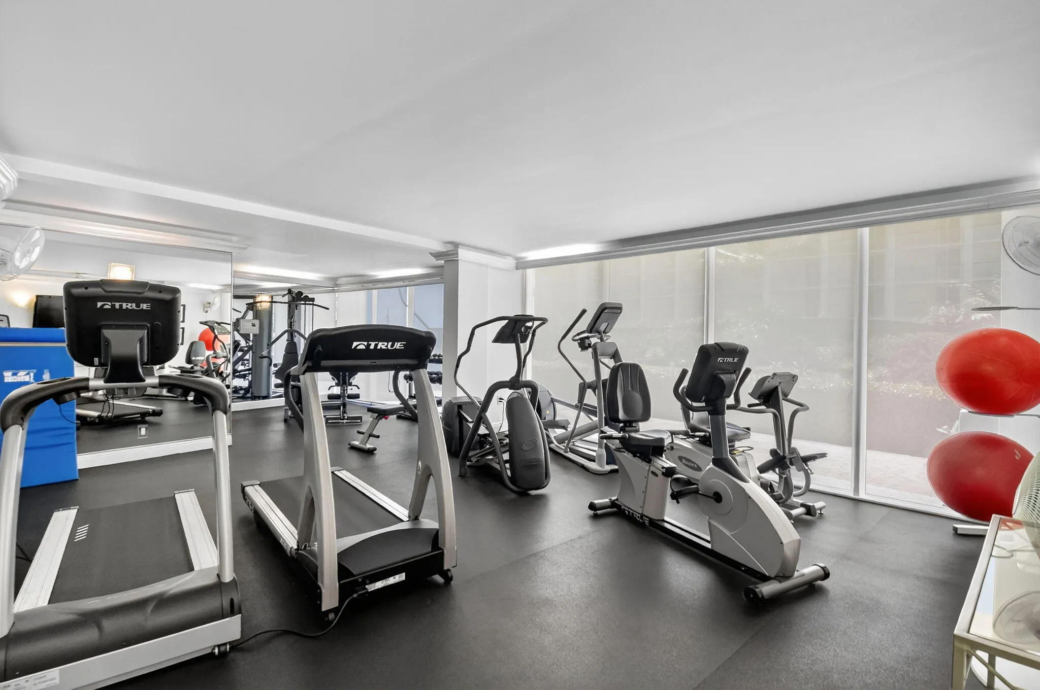 2780 S Ocean Boulevard, #512