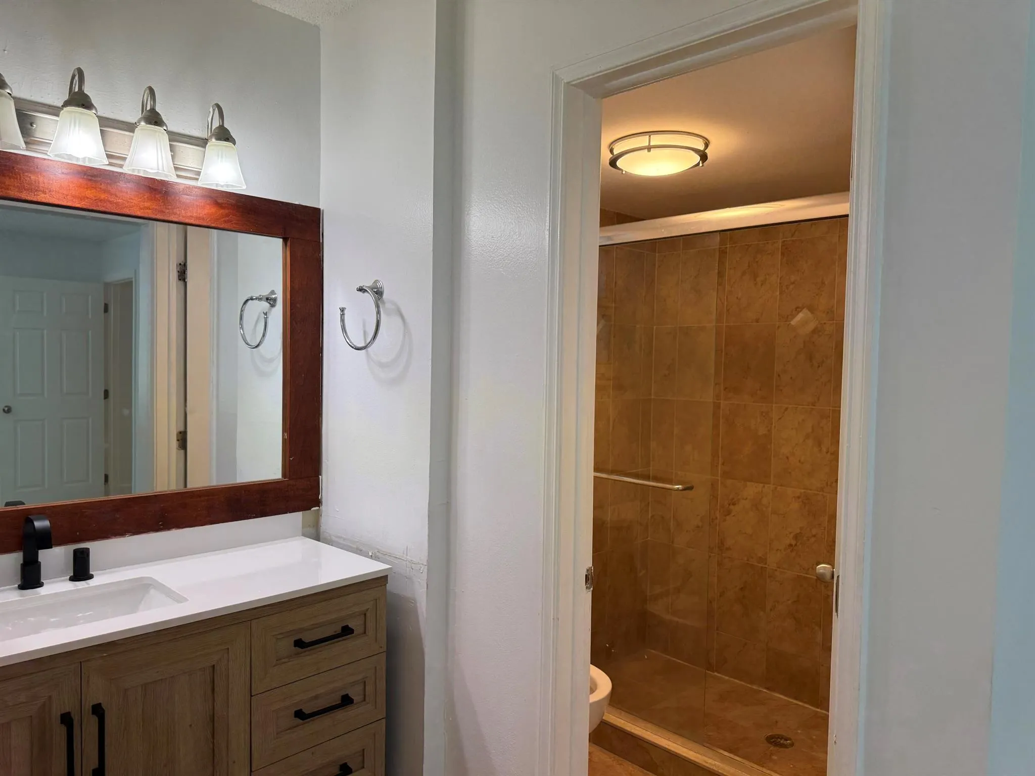 9411 Evergreen Place, #102
