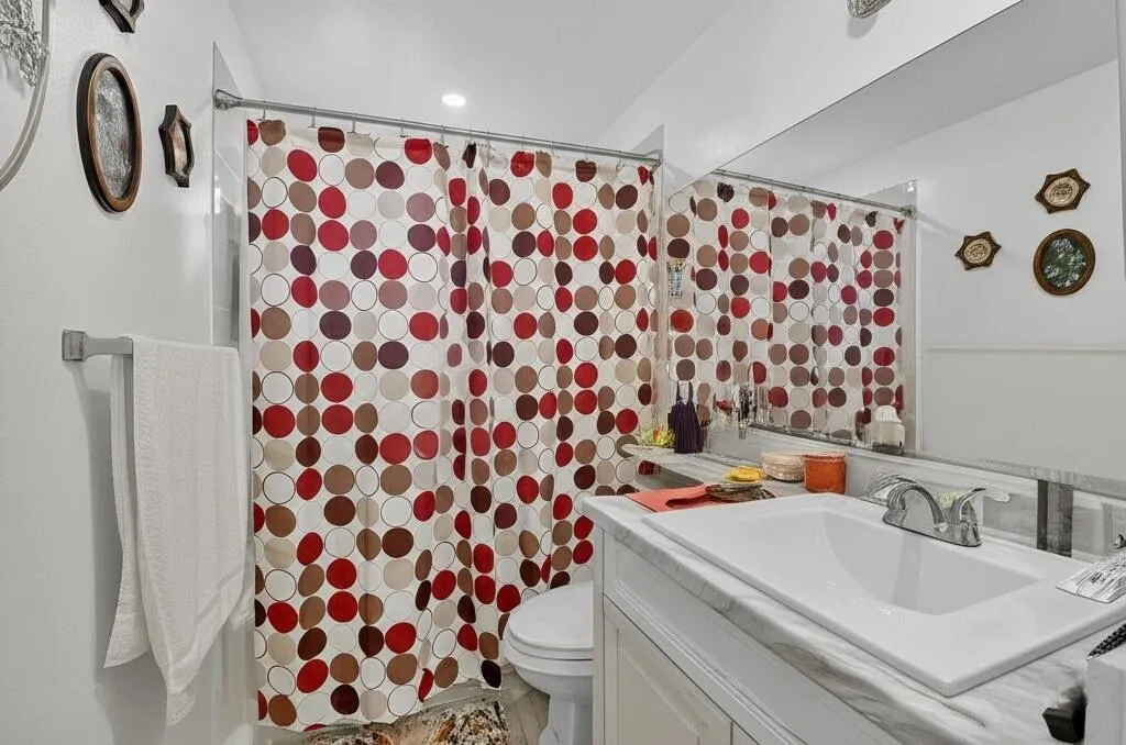 5340 Las Verdes Circle, #303