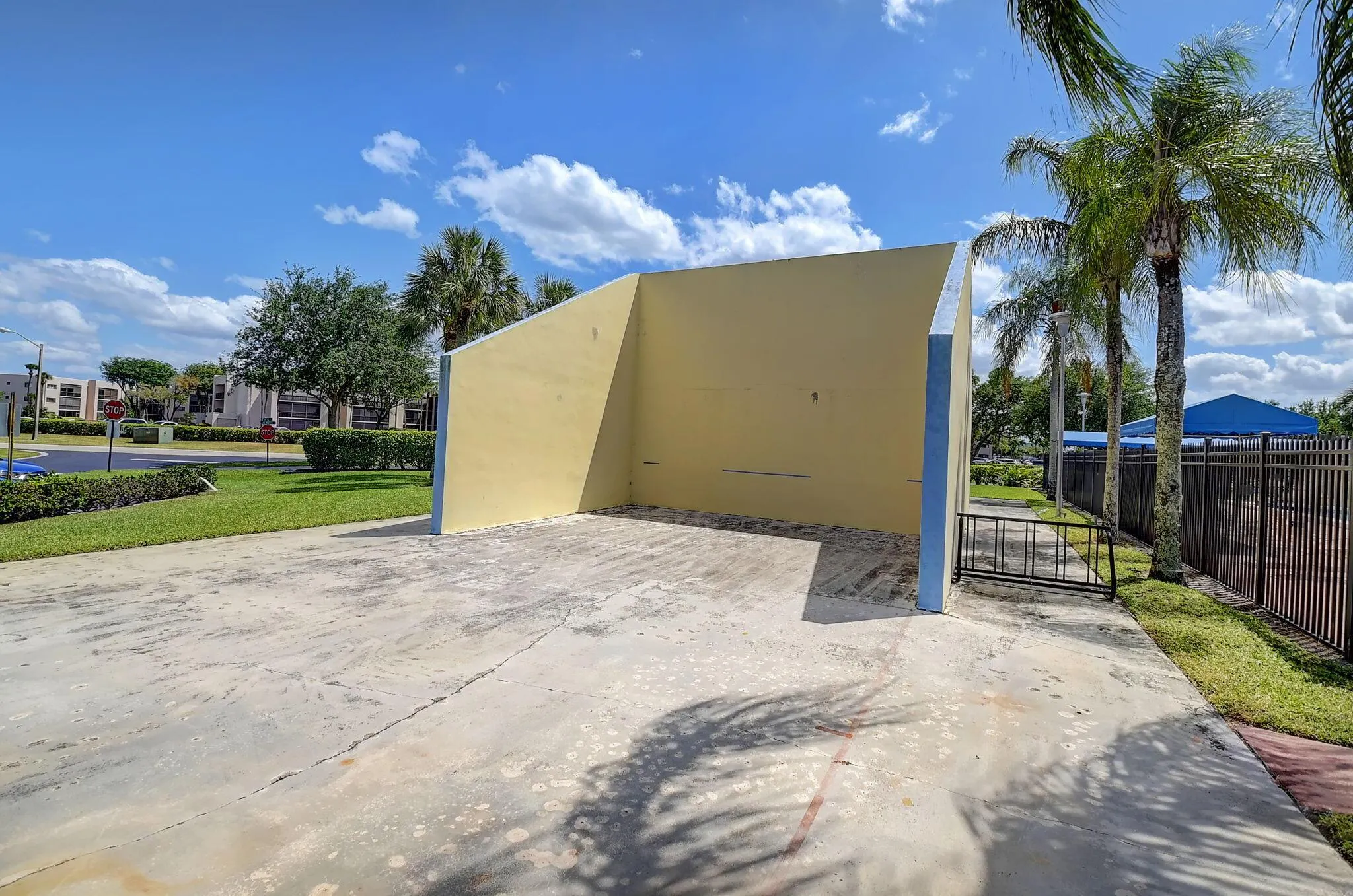 5340 Las Verdes Circle, #303